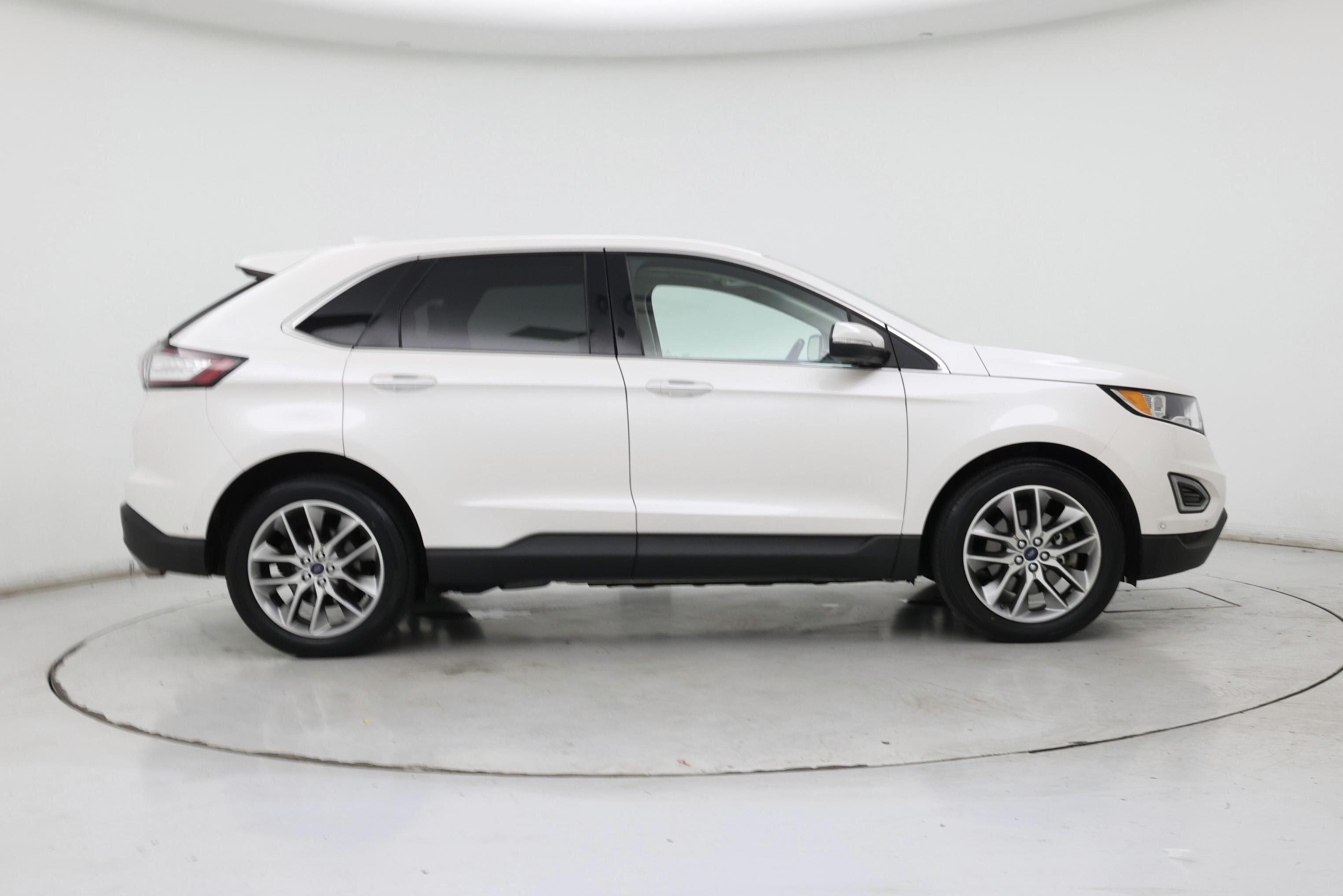 Thumbnail: 2017 Ford Edge - 7