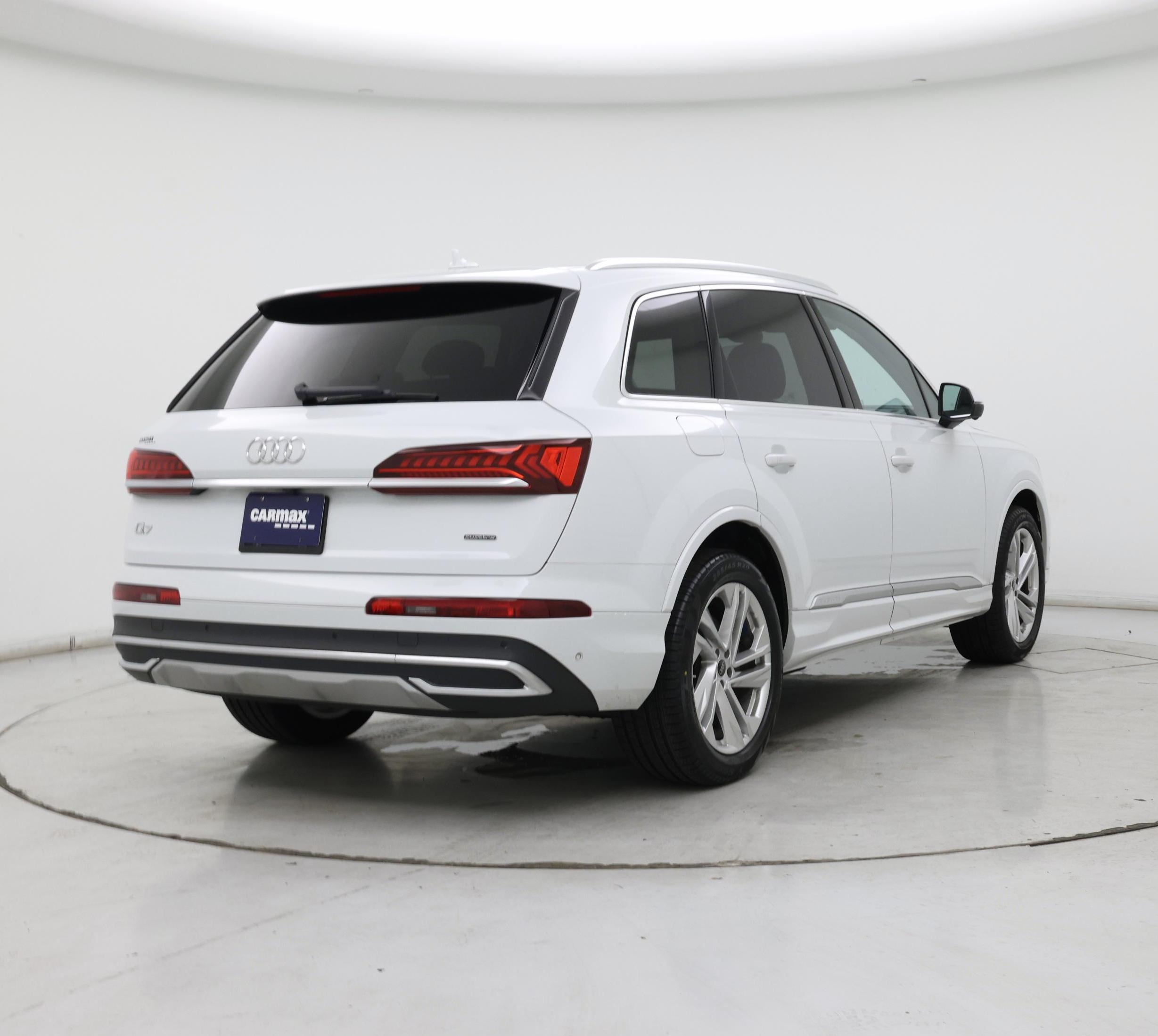 Thumbnail: 2023 Audi Q7 - 8