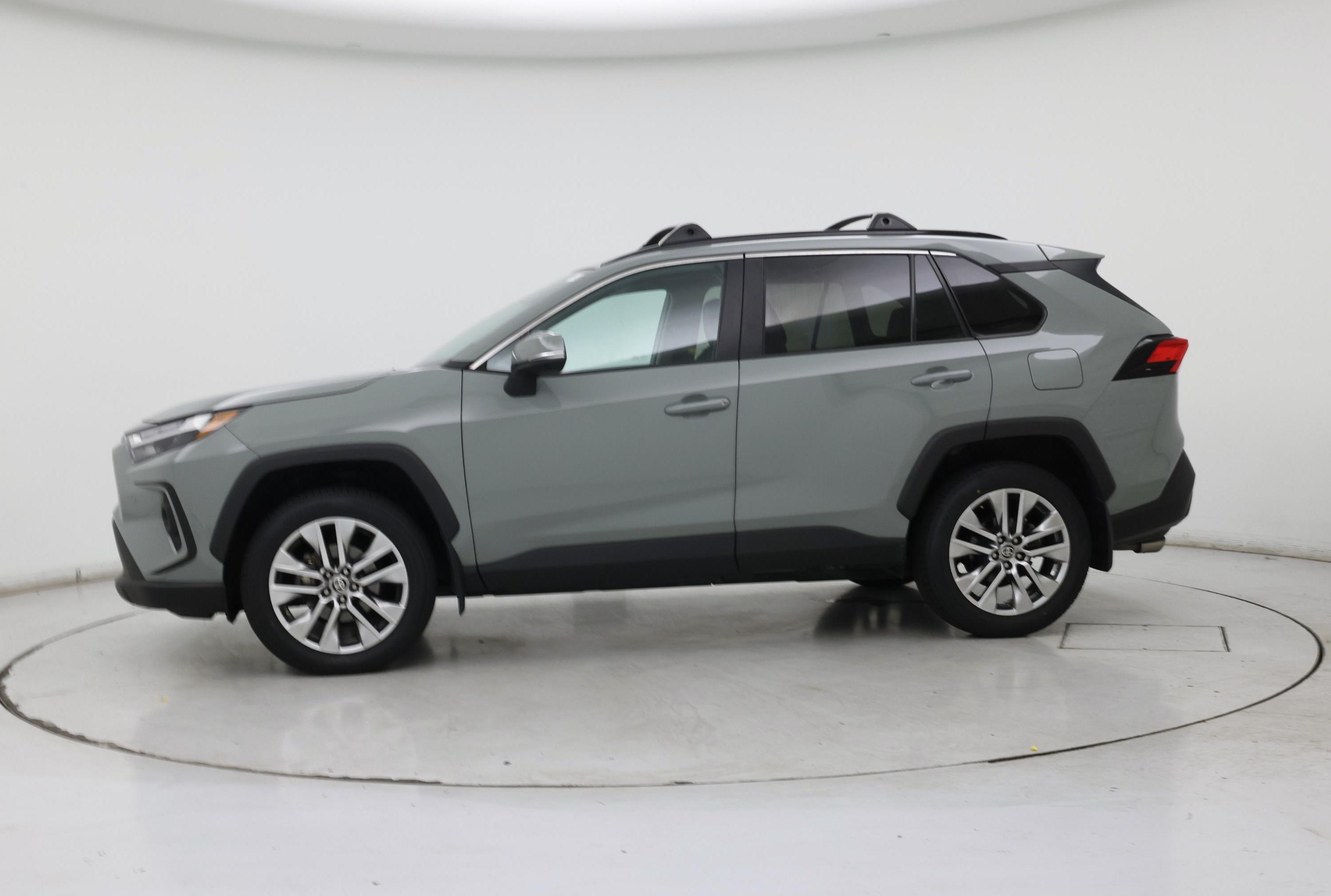 Thumbnail: 2023 Toyota RAV4 - 3
