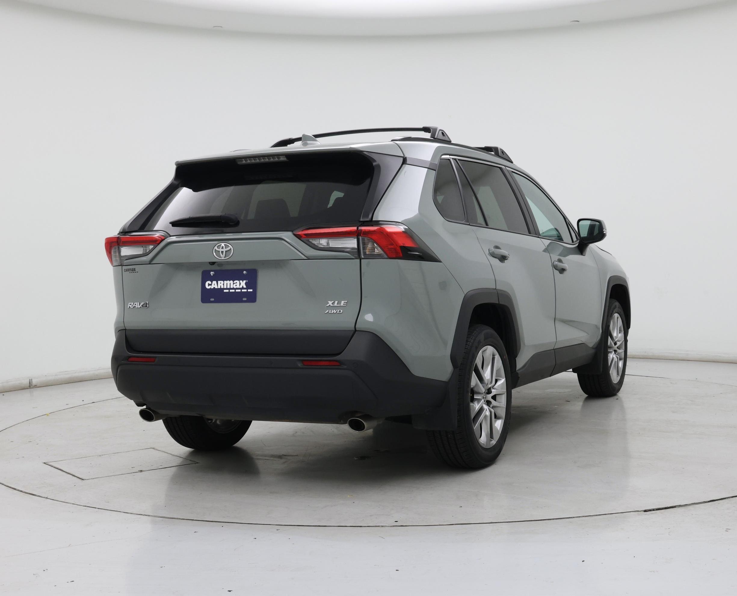 Thumbnail: 2023 Toyota RAV4 - 8