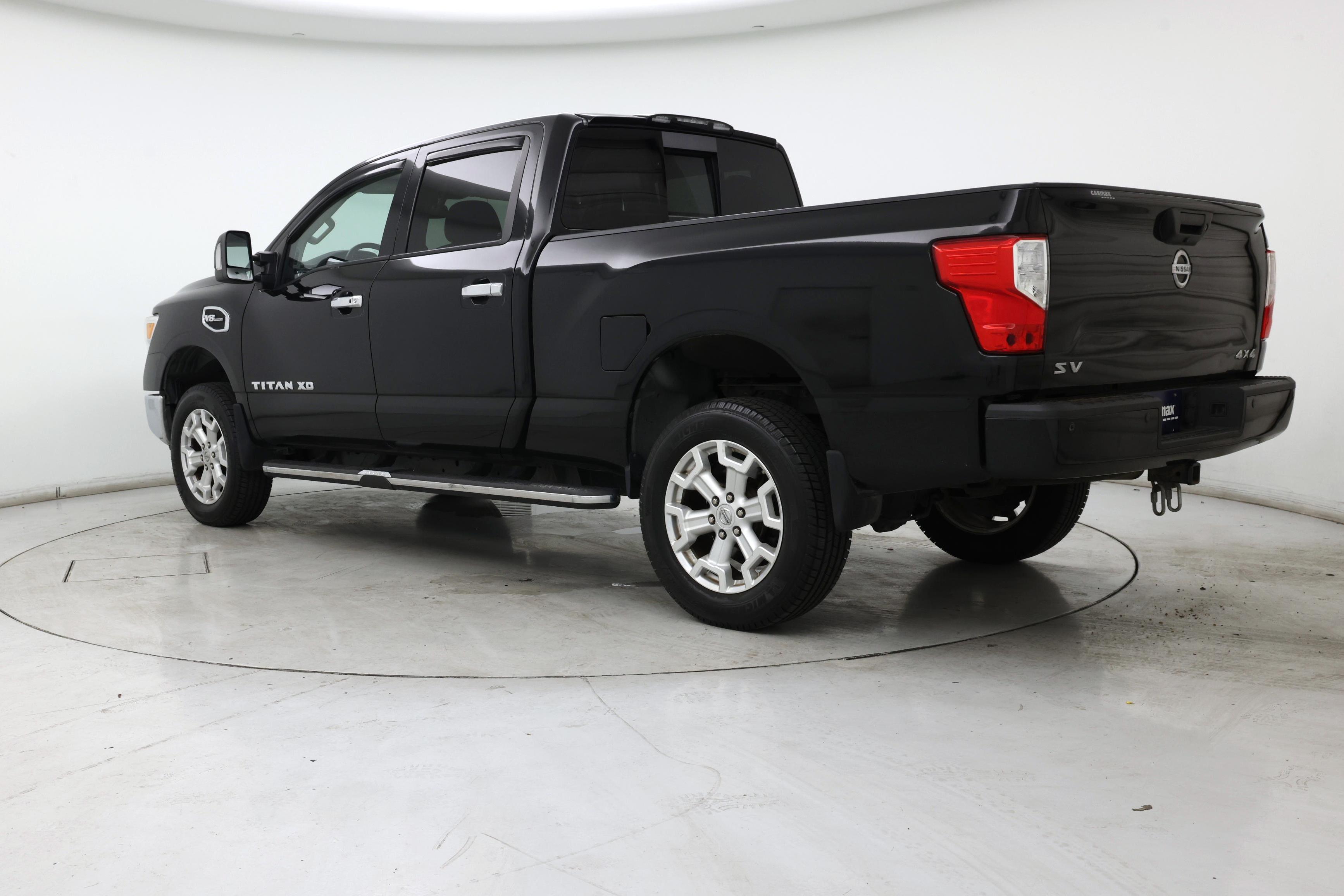 Thumbnail: 2017 Nissan Titan - 2