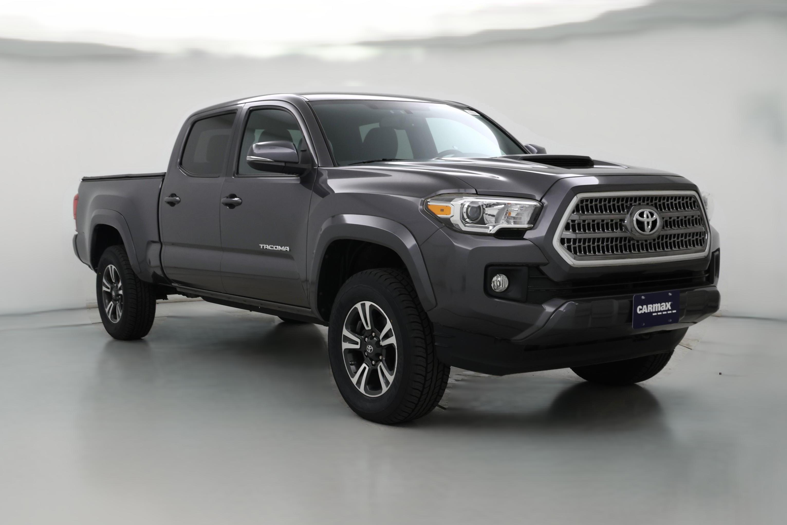 Thumbnail: 2016 Toyota Tacoma - 1