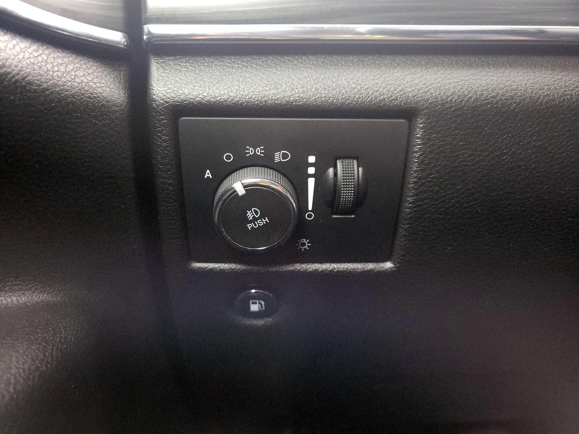 Thumbnail: 2021 Jeep Grand Cherokee - 13
