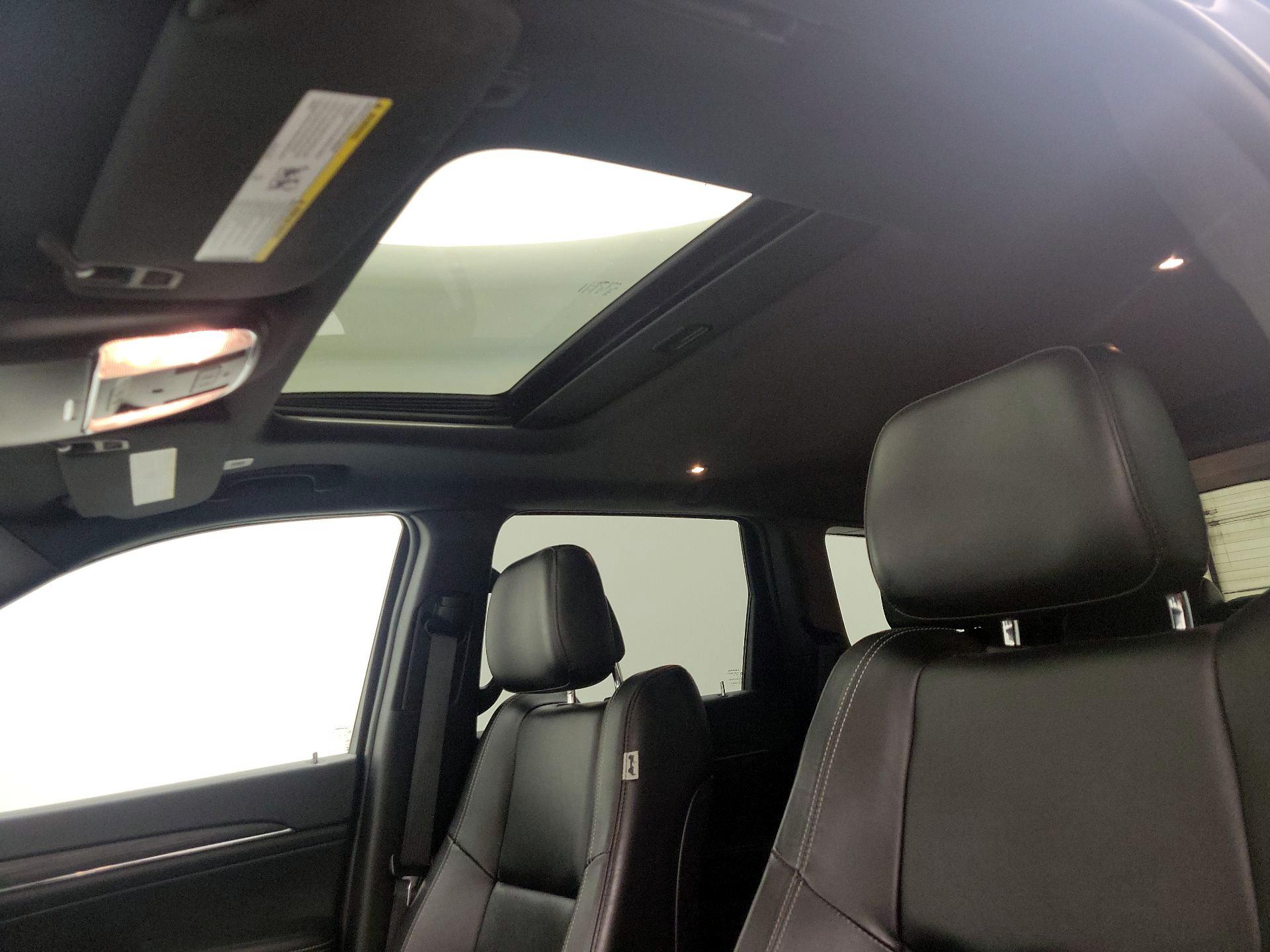 Thumbnail: 2021 Jeep Grand Cherokee - 20