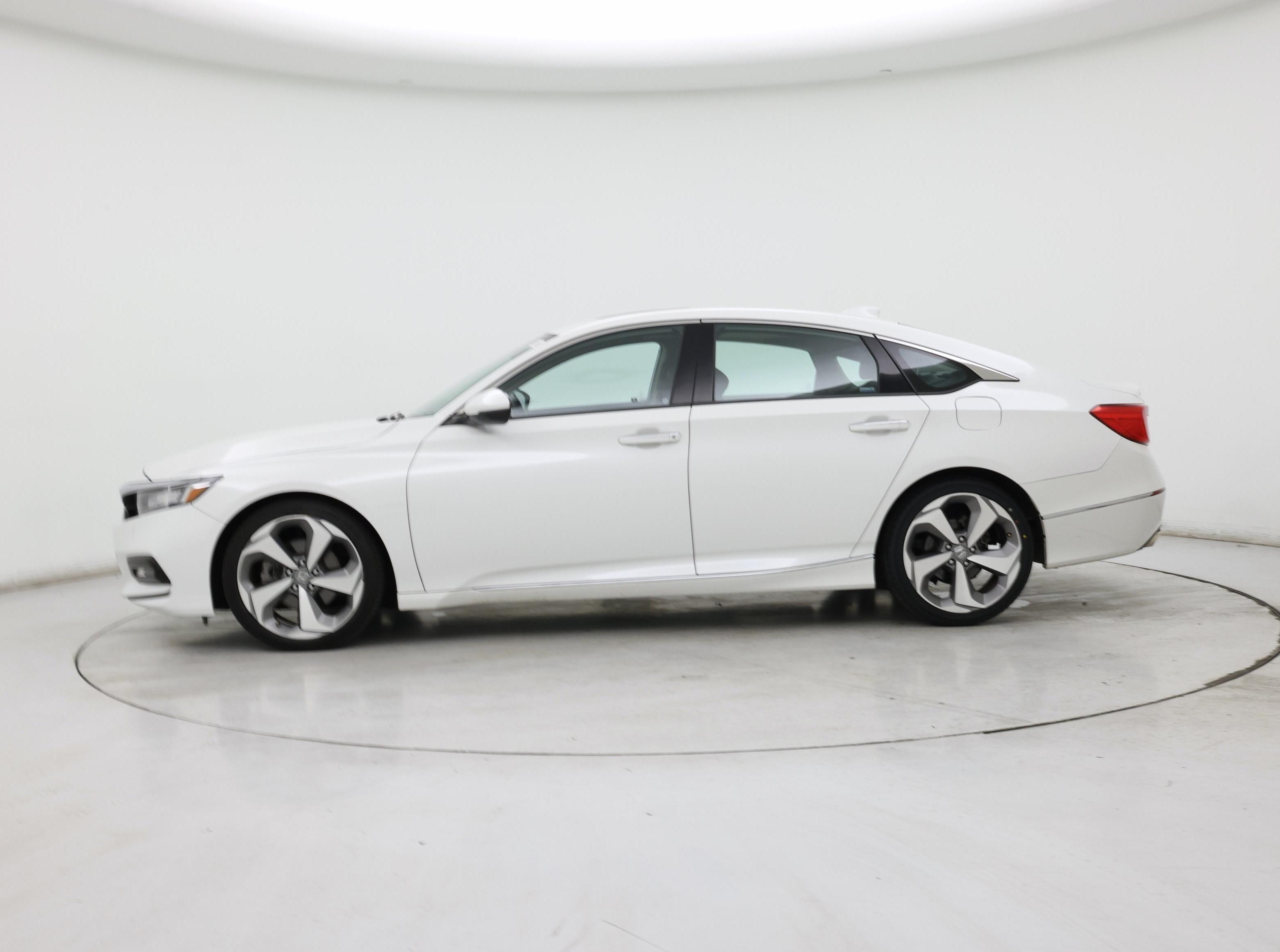 Thumbnail: 2018 Honda Accord - 3
