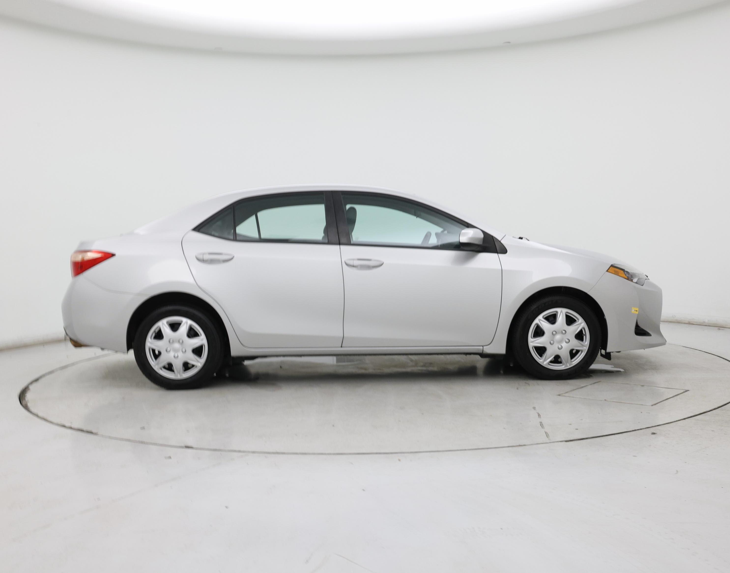 Thumbnail: 2017 Toyota Corolla - 7