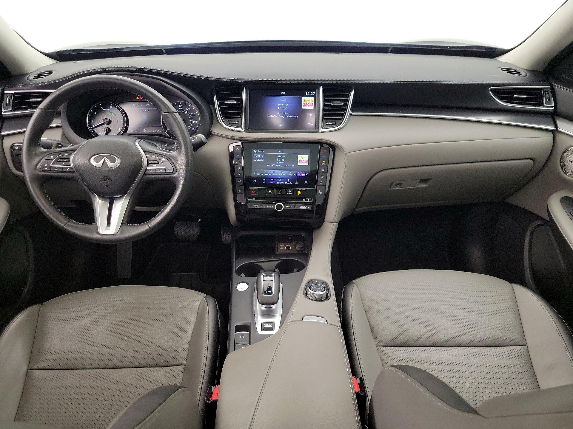 Thumbnail: 2023 INFINITI QX50 - 9