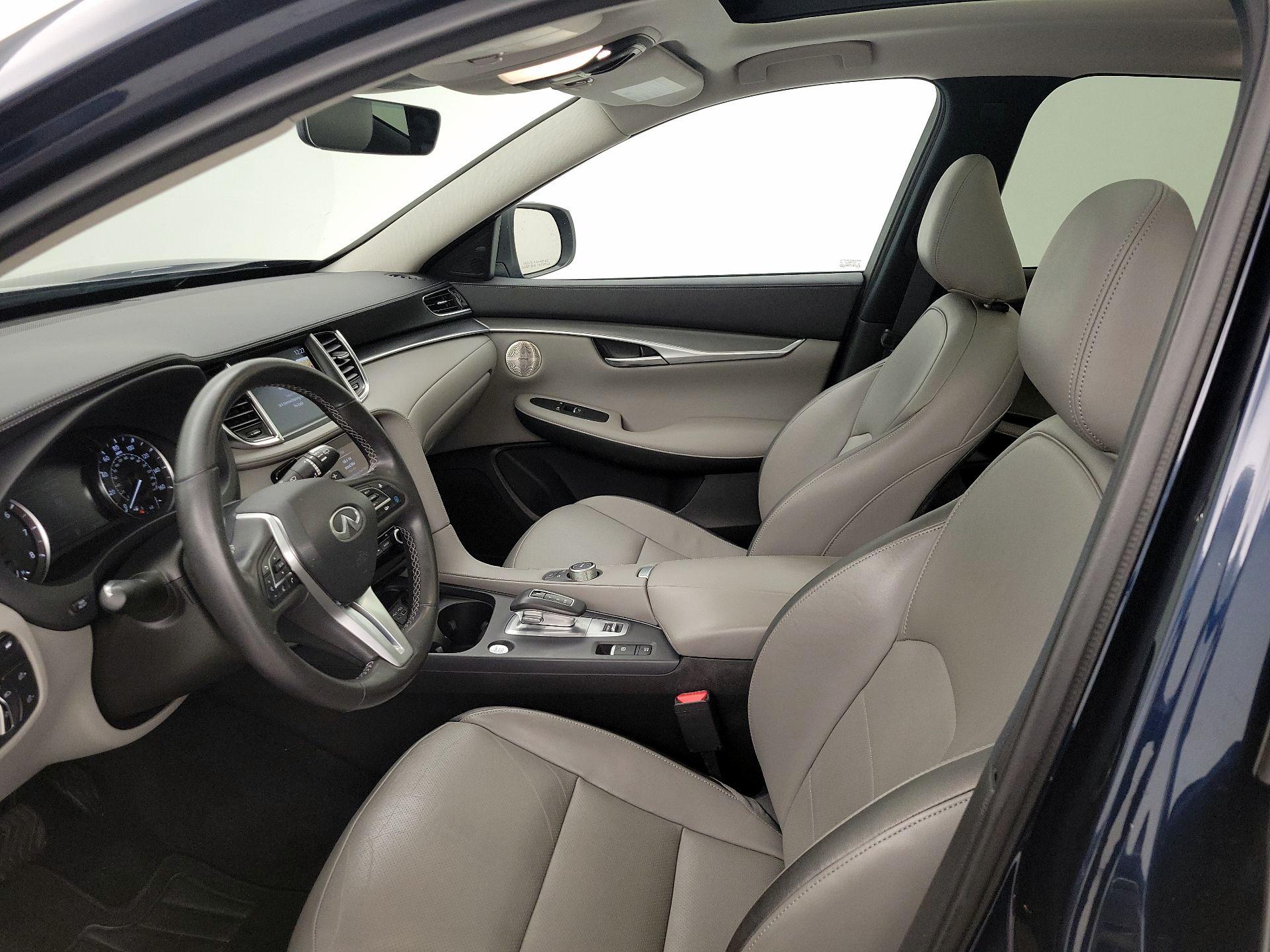 Thumbnail: 2023 INFINITI QX50 - 11