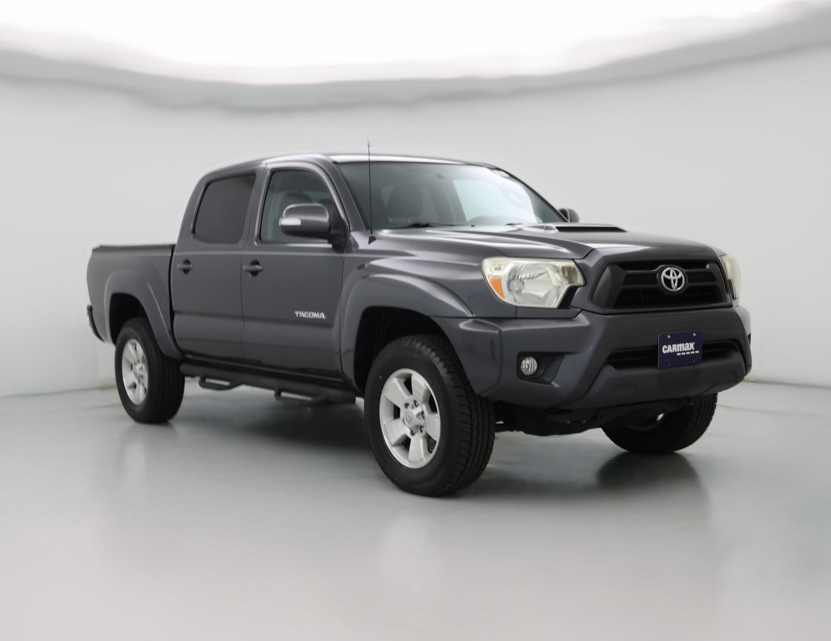 Thumbnail: 2015 Toyota Tacoma - 1