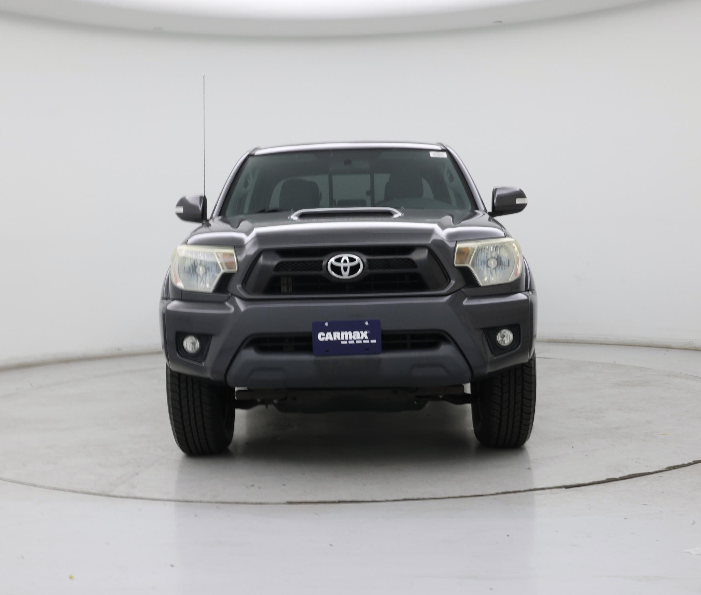 Thumbnail: 2015 Toyota Tacoma - 5