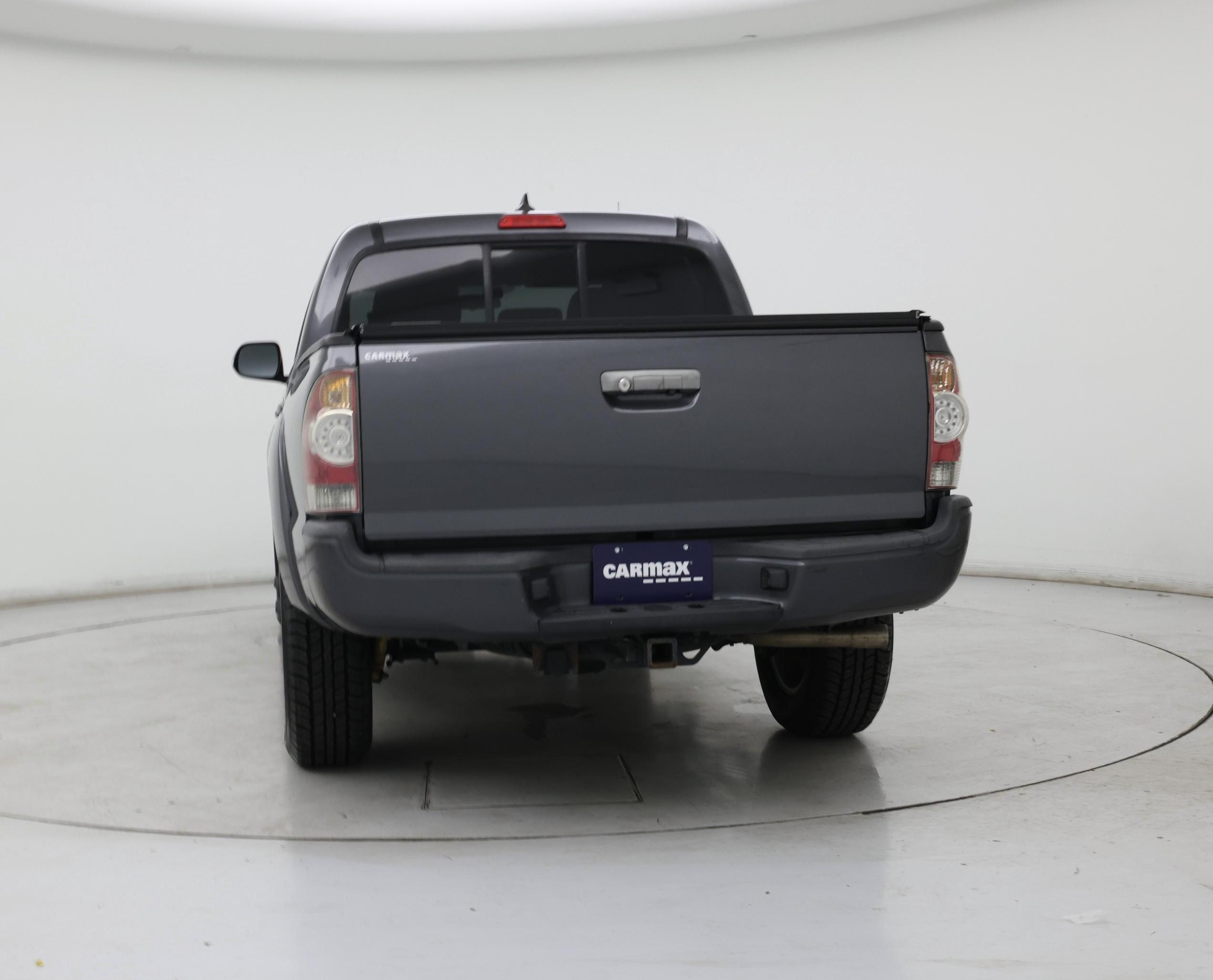 Thumbnail: 2015 Toyota Tacoma - 6