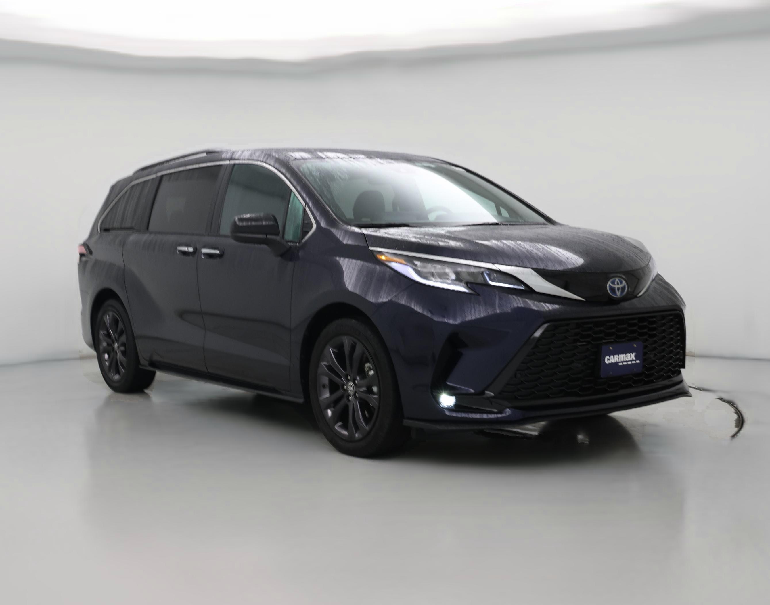 Thumbnail: 2024 Toyota Sienna - 1