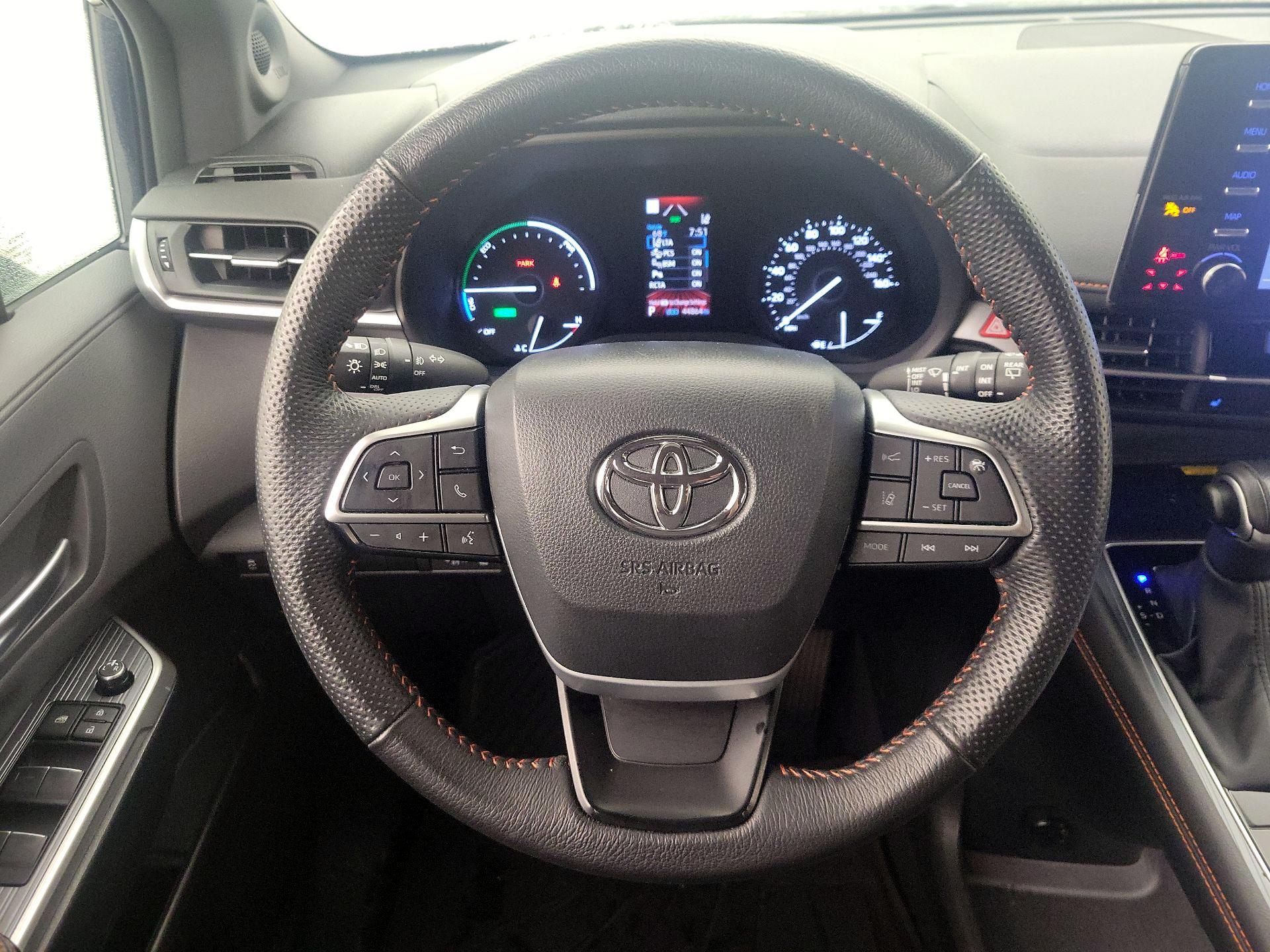 Thumbnail: 2024 Toyota Sienna - 10