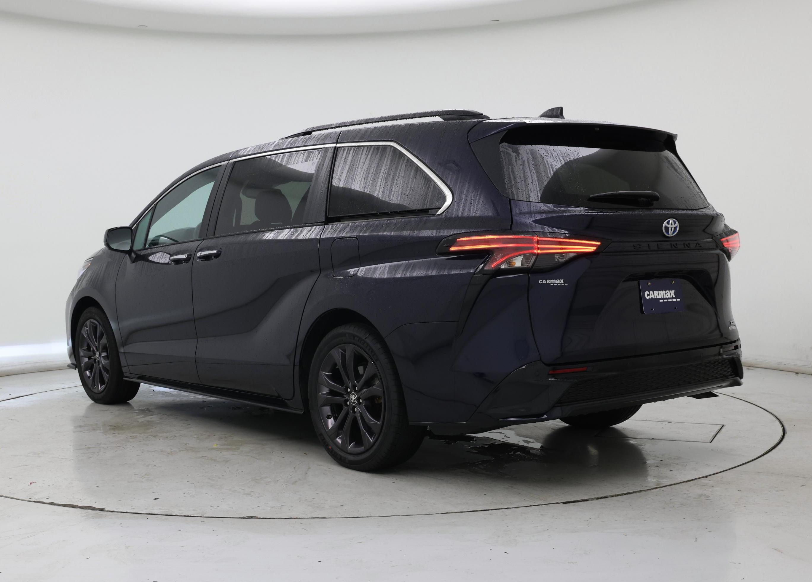 Thumbnail: 2024 Toyota Sienna - 2