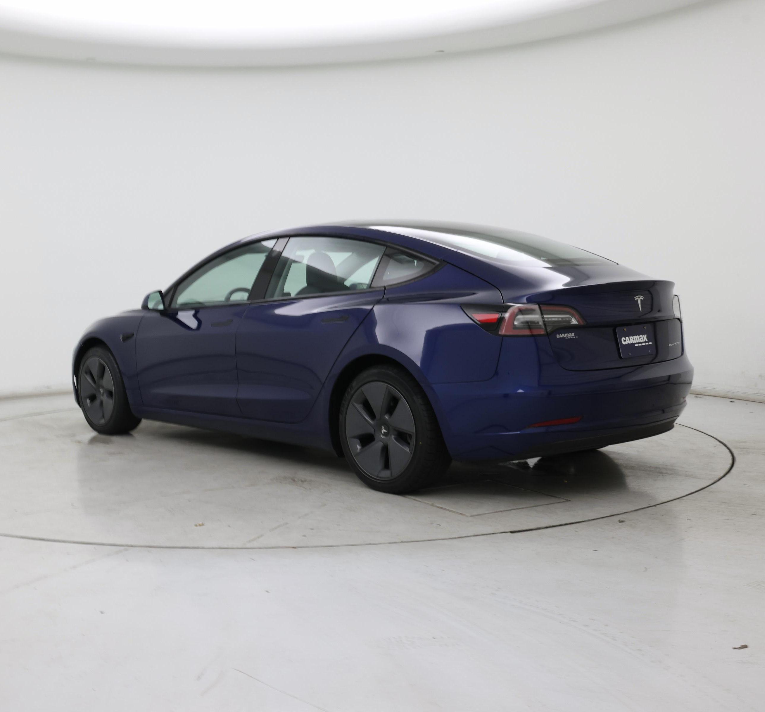 Thumbnail: 2022 Tesla Model 3 - 2