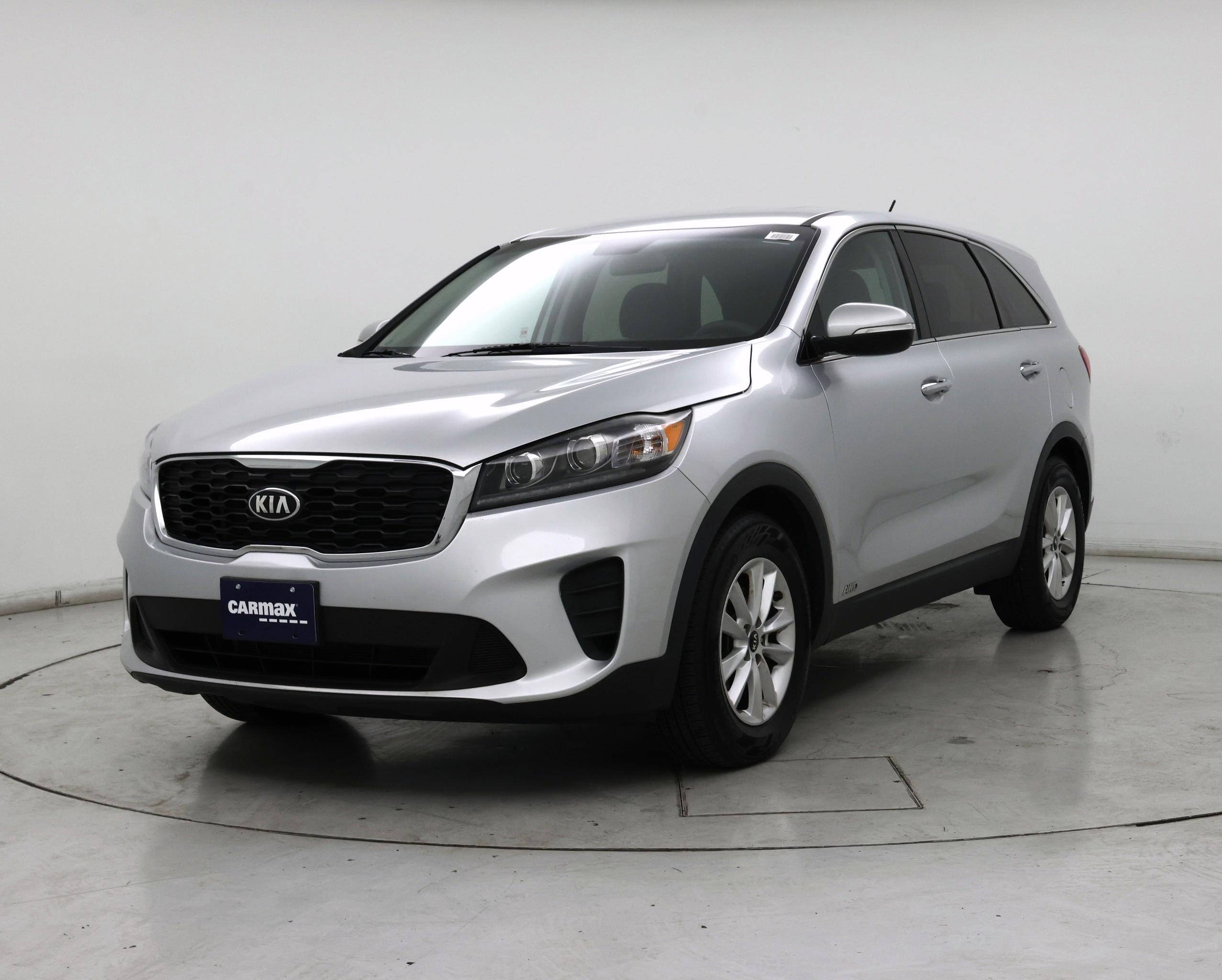 Thumbnail: 2019 Kia Sorento - 4