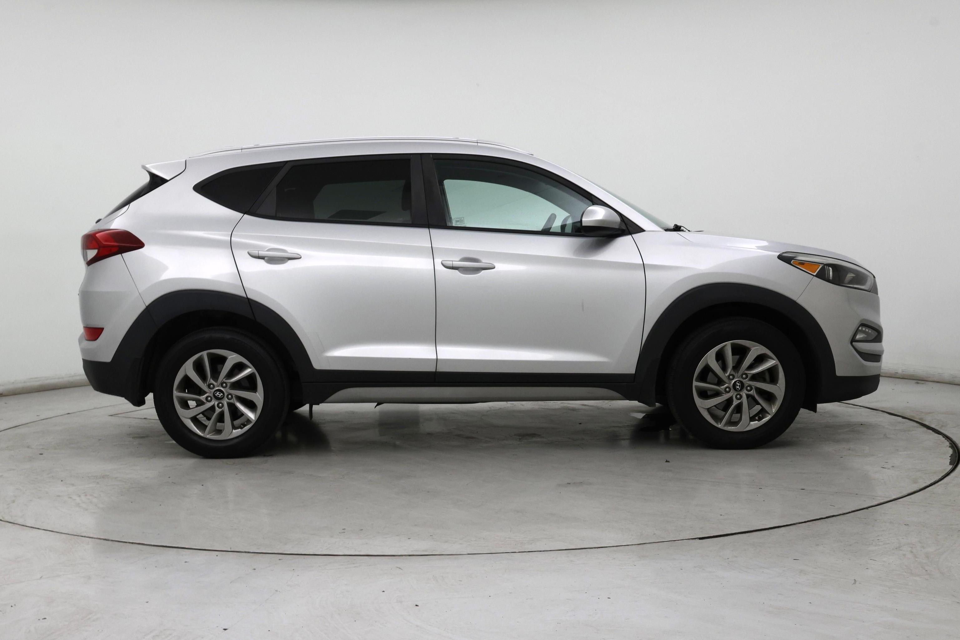 Thumbnail: 2018 Hyundai Tucson - 7