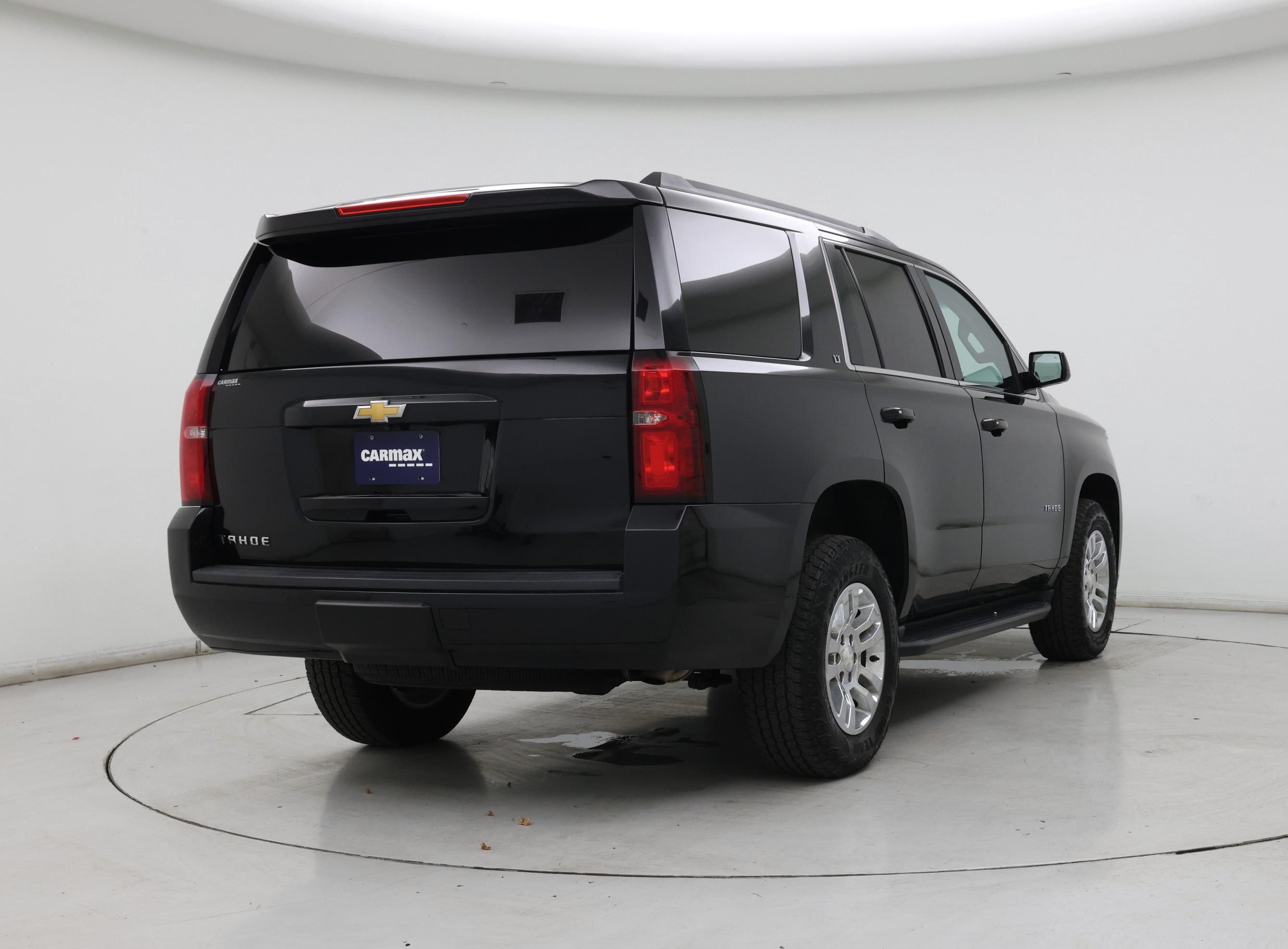 Thumbnail: 2019 Chevrolet Tahoe - 8