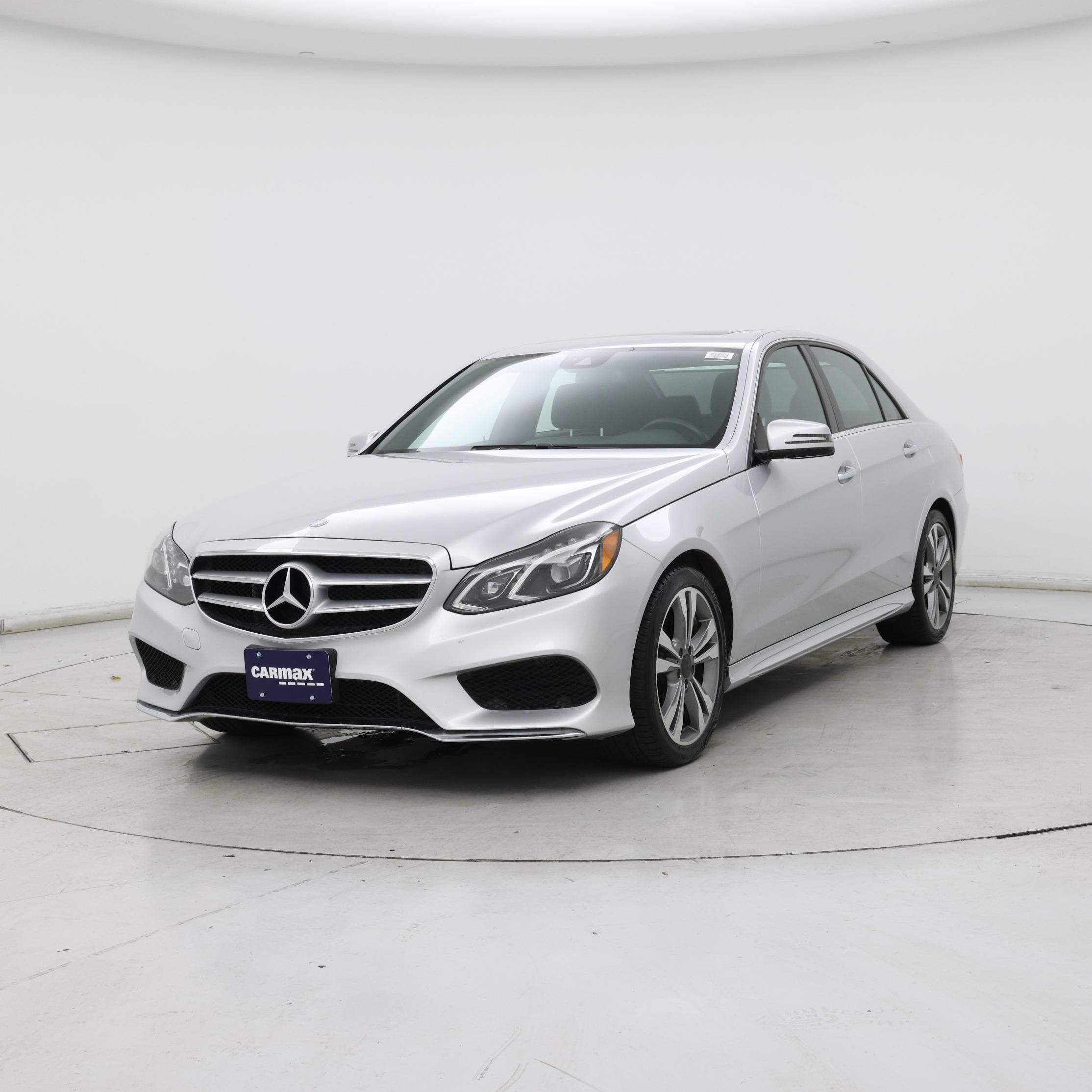 Thumbnail: 2016 Mercedes-Benz E-Class - 4