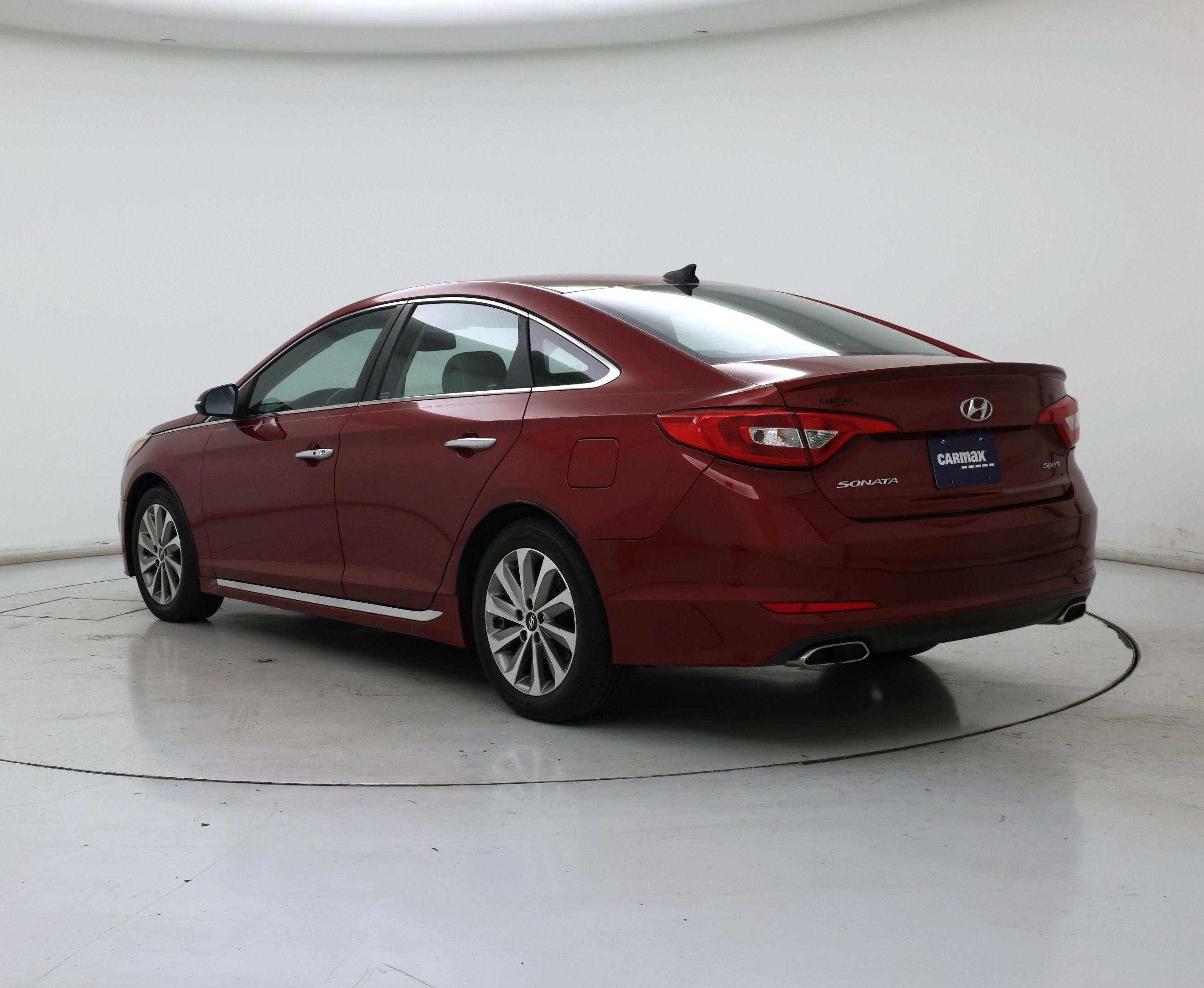 Thumbnail: 2015 Hyundai Sonata - 2