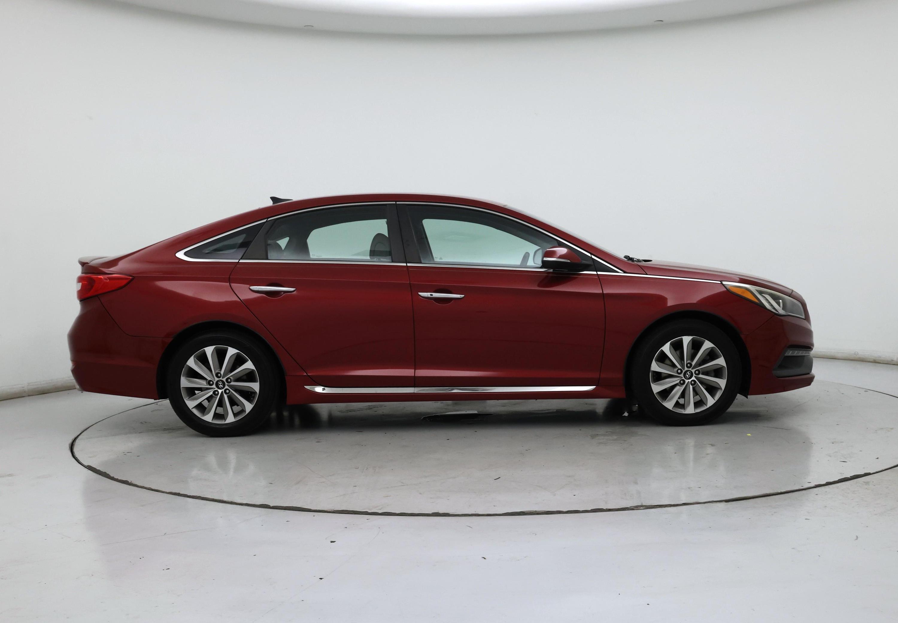 Thumbnail: 2015 Hyundai Sonata - 7