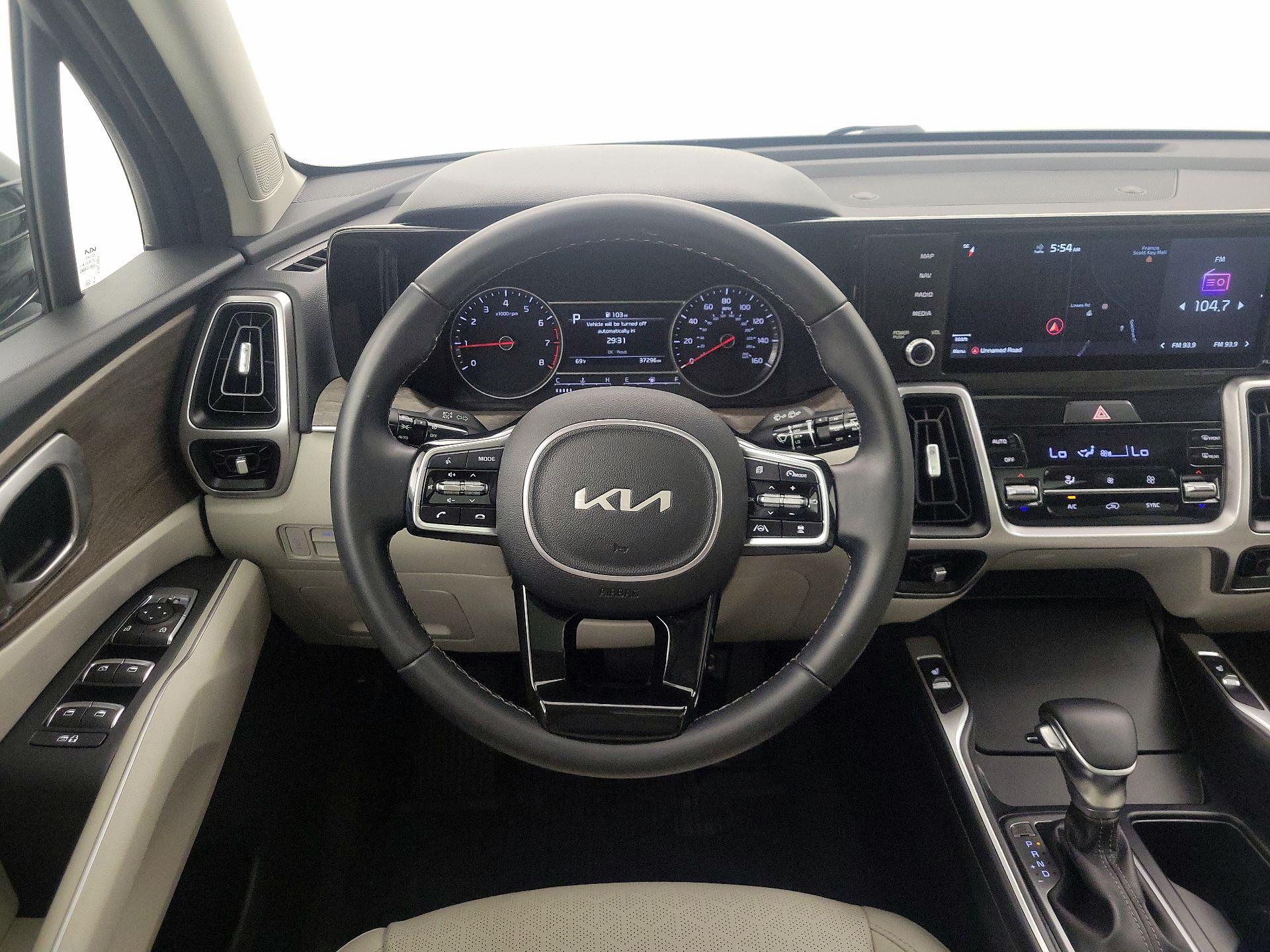 Thumbnail: 2022 Kia Sorento - 10