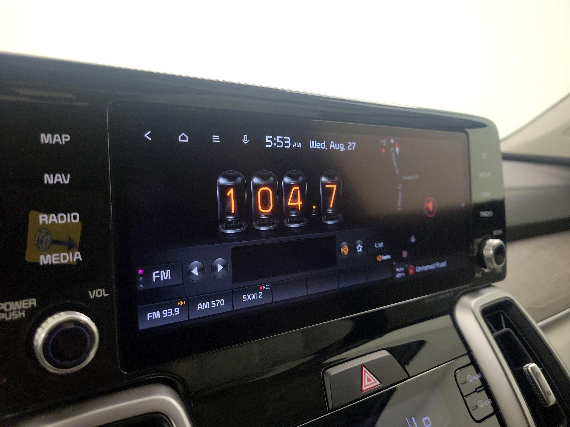 Thumbnail: 2022 Kia Sorento - 16