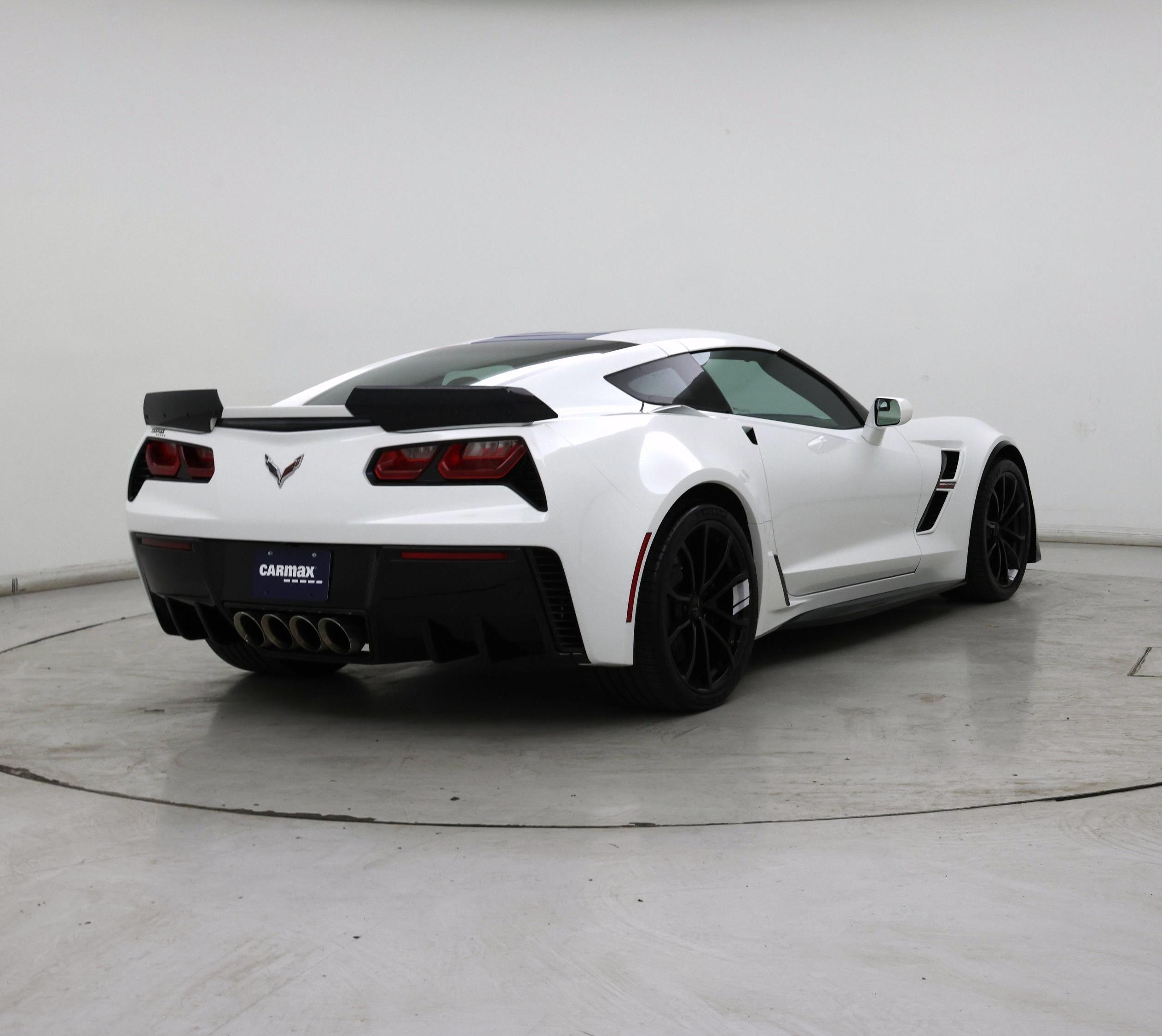 Thumbnail: 2017 Chevrolet Corvette - 8