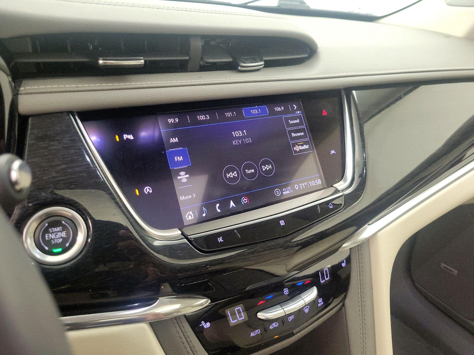 Thumbnail: 2020 Cadillac XT6 - 16