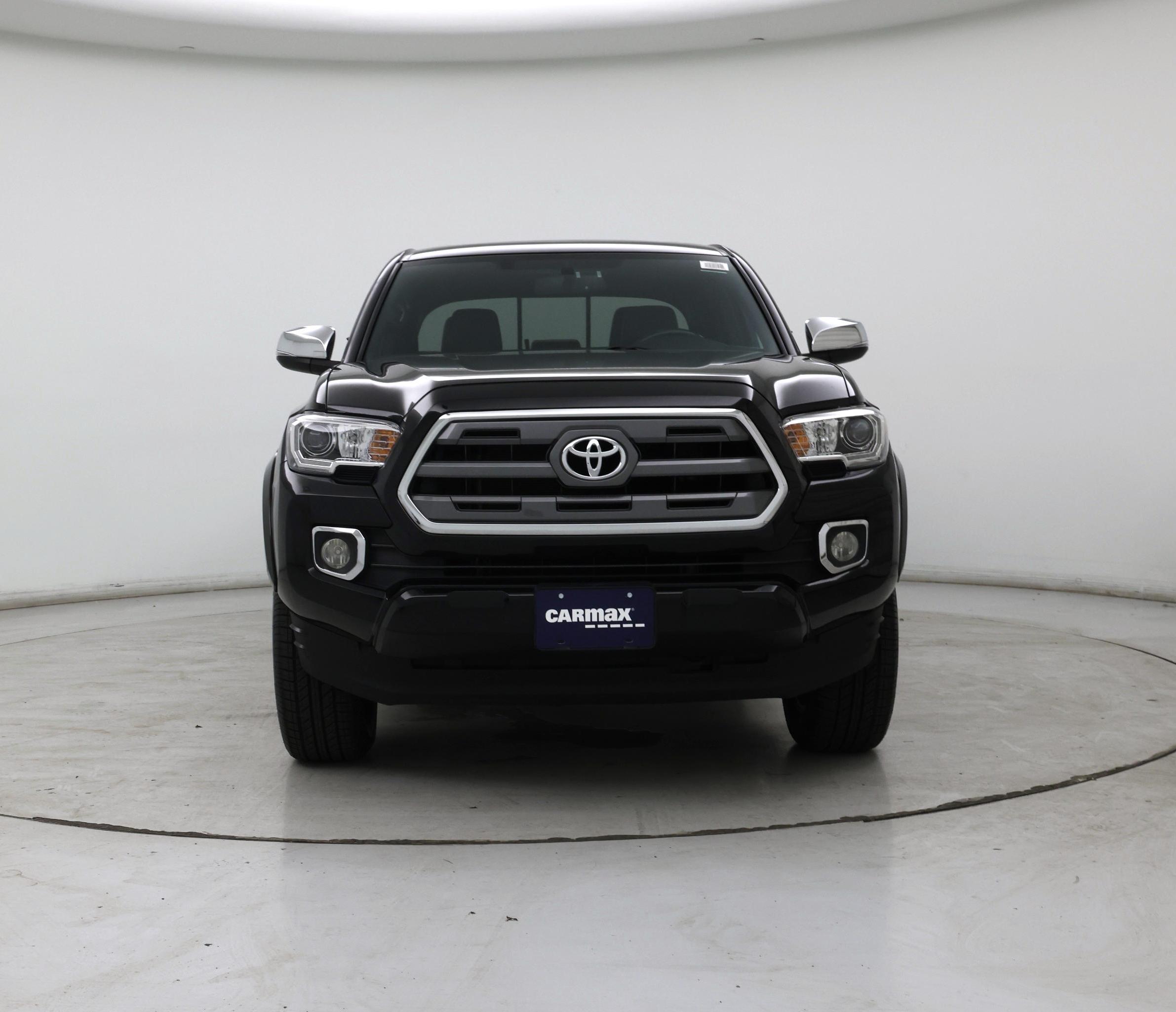 Thumbnail: 2017 Toyota Tacoma - 5