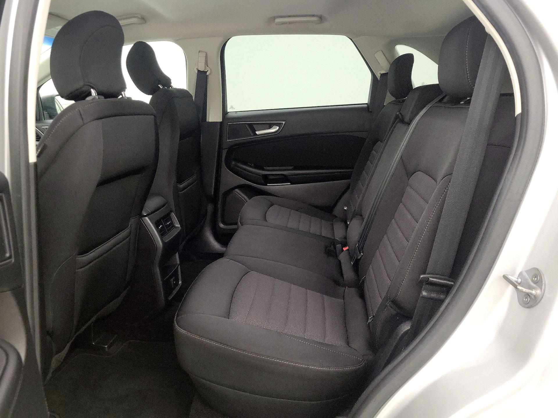 Thumbnail: 2017 Ford Edge - 19