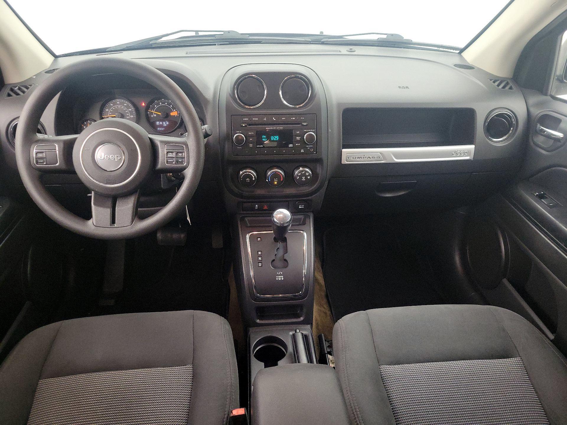 Thumbnail: 2016 Jeep Compass - 9