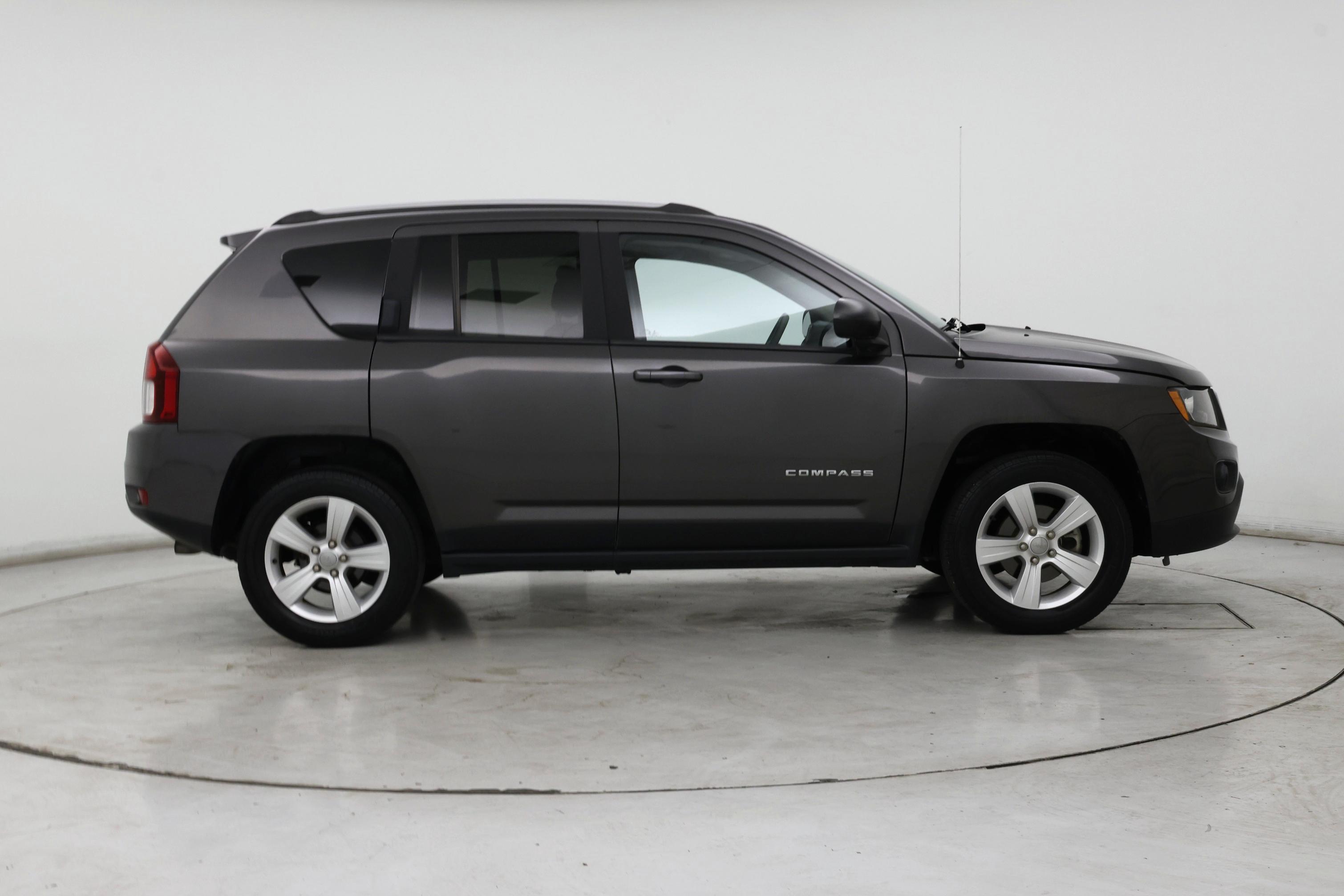 Thumbnail: 2016 Jeep Compass - 7