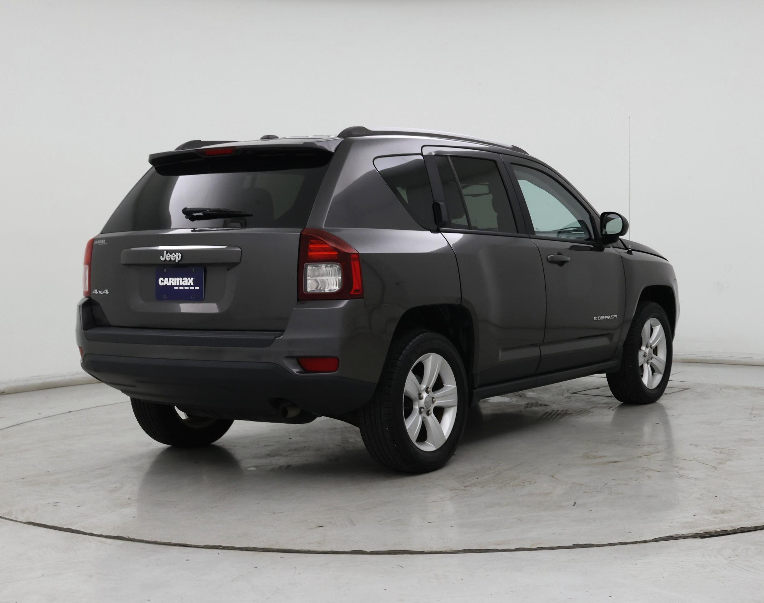 Thumbnail: 2016 Jeep Compass - 8