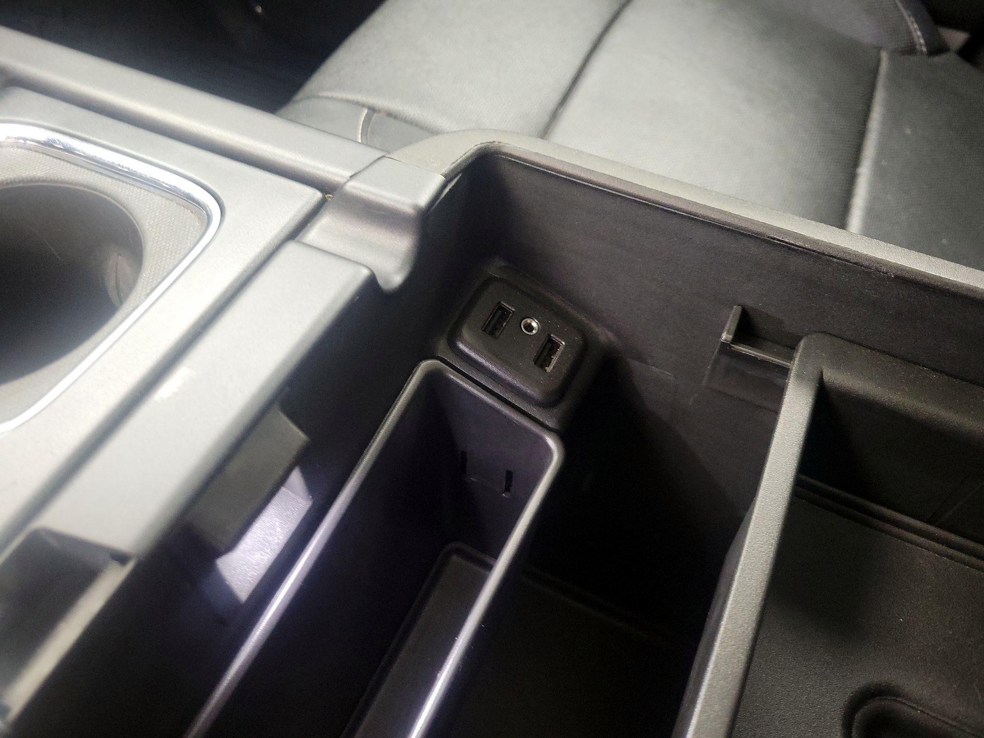 Thumbnail: 2016 Chevrolet Silverado 1500 - 19
