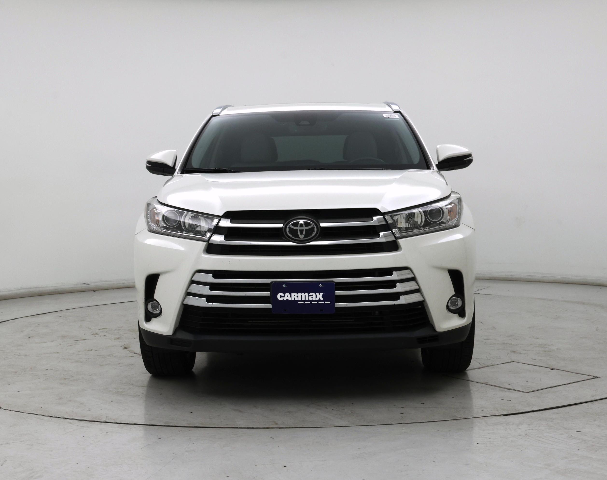 Thumbnail: 2019 Toyota Highlander - 5