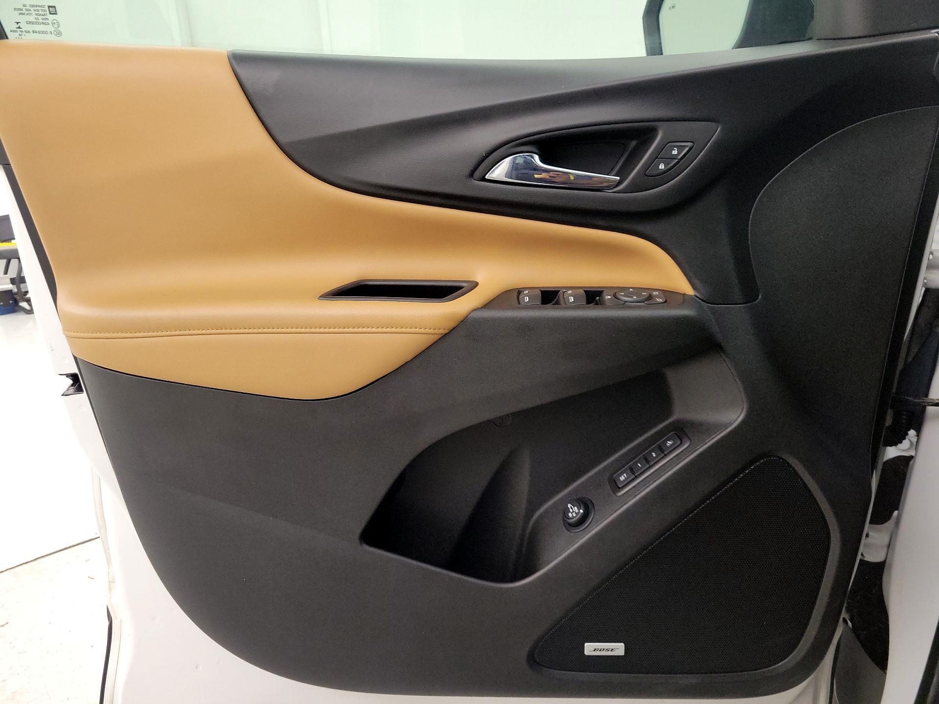 Thumbnail: 2019 Chevrolet Equinox - 12