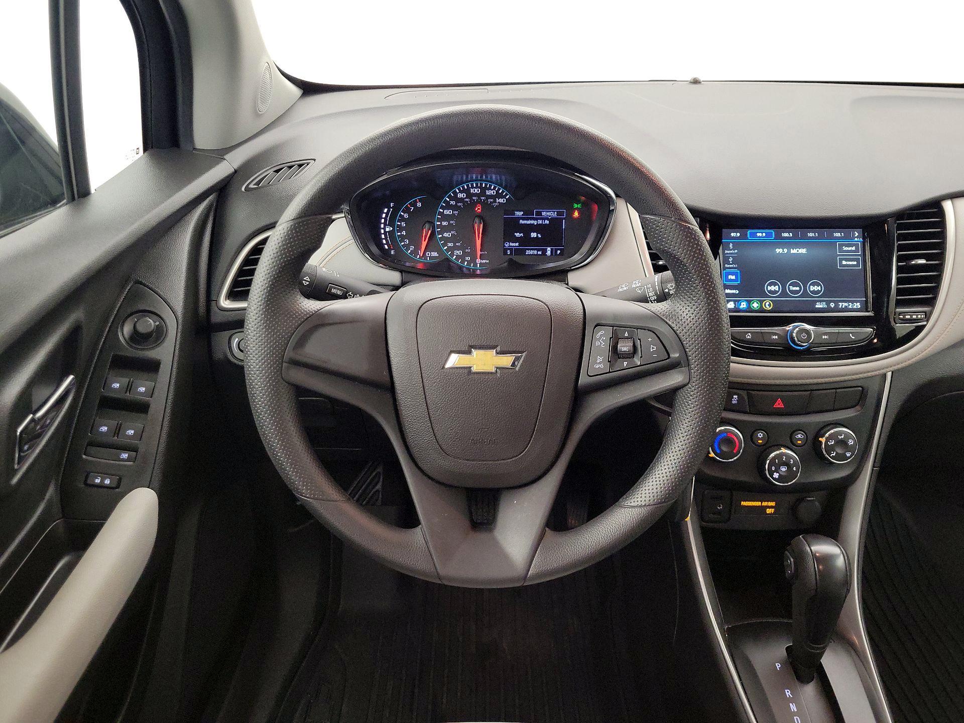 Thumbnail: 2019 Chevrolet Trax - 10