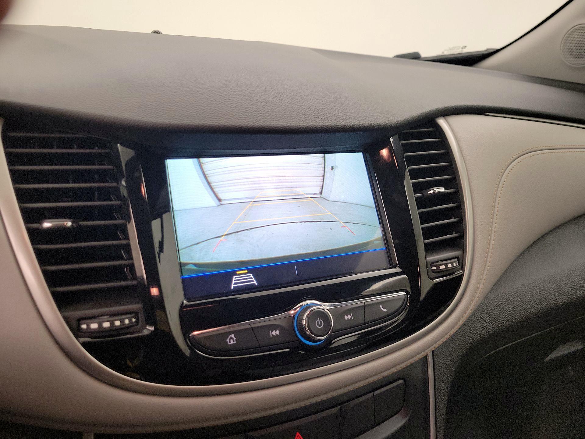 Thumbnail: 2019 Chevrolet Trax - 14