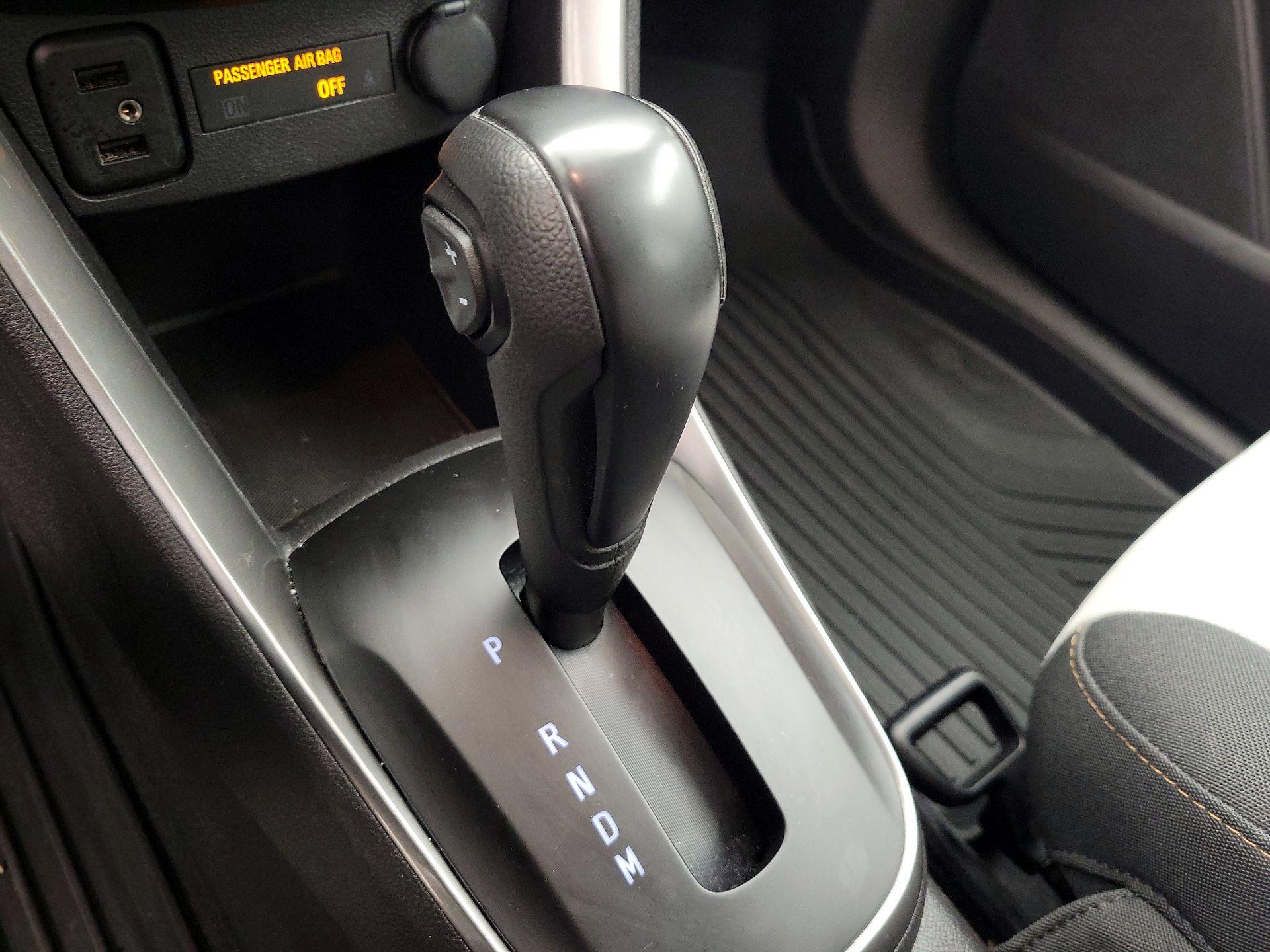 Thumbnail: 2019 Chevrolet Trax - 17