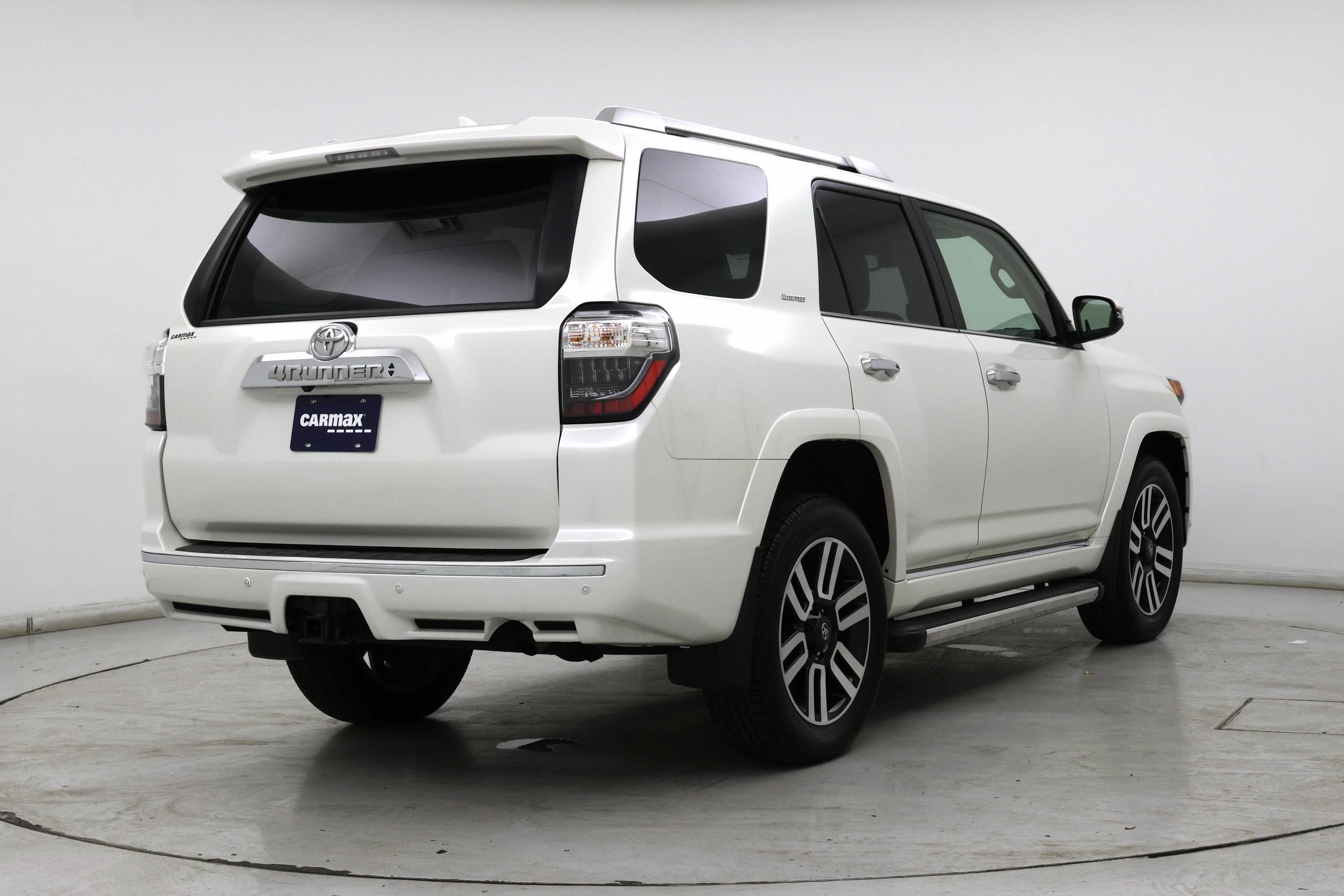 Thumbnail: 2023 Toyota 4Runner - 8