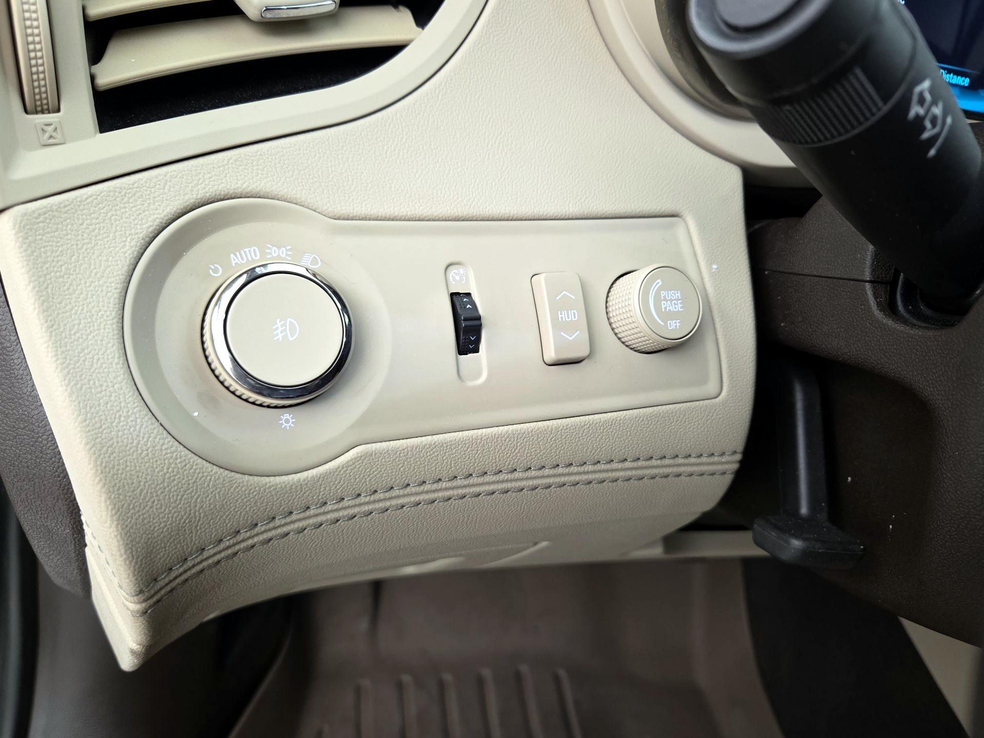 Thumbnail: 2016 Buick LaCrosse - 13
