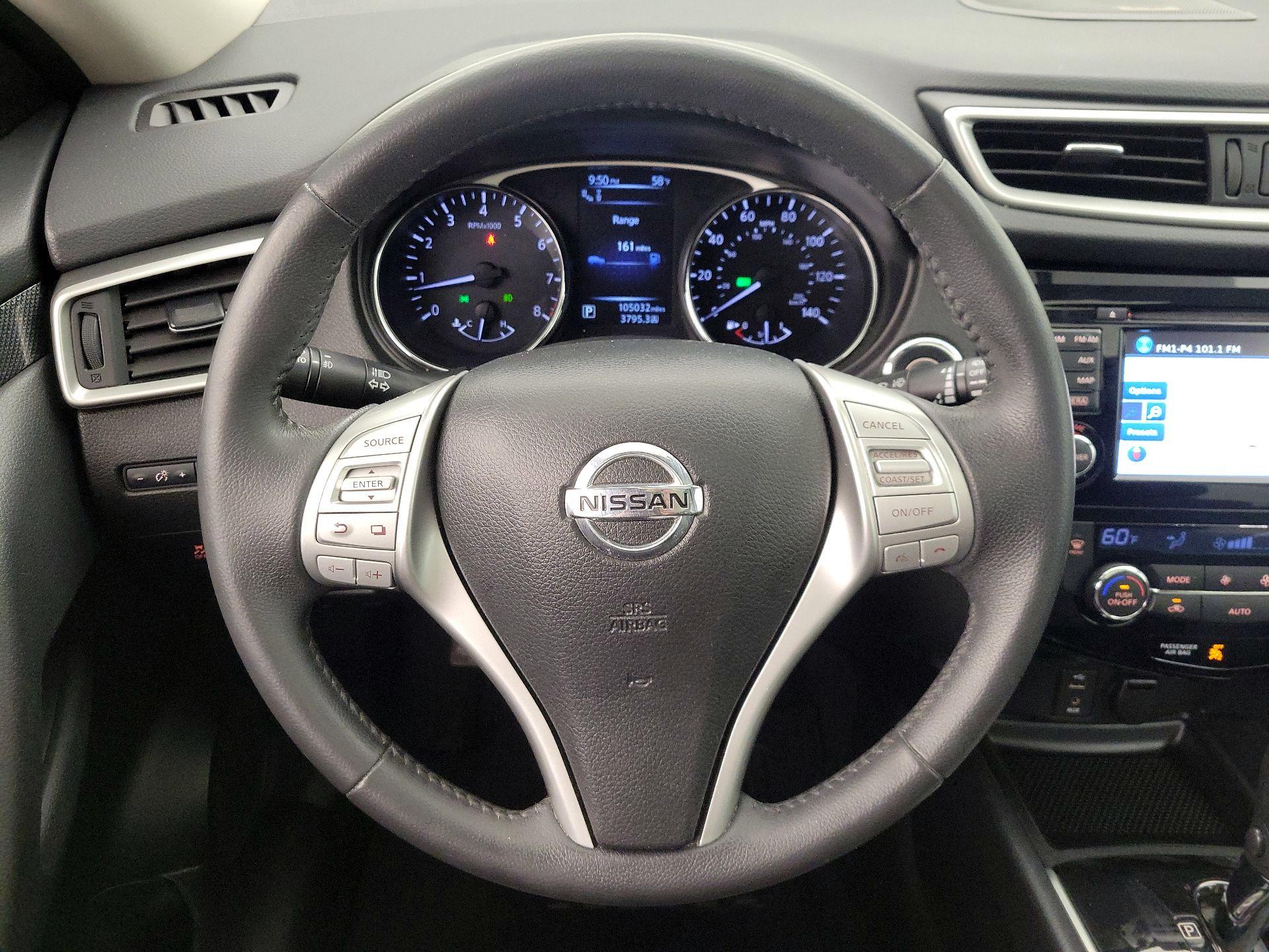 Thumbnail: 2016 Nissan Rogue - 10