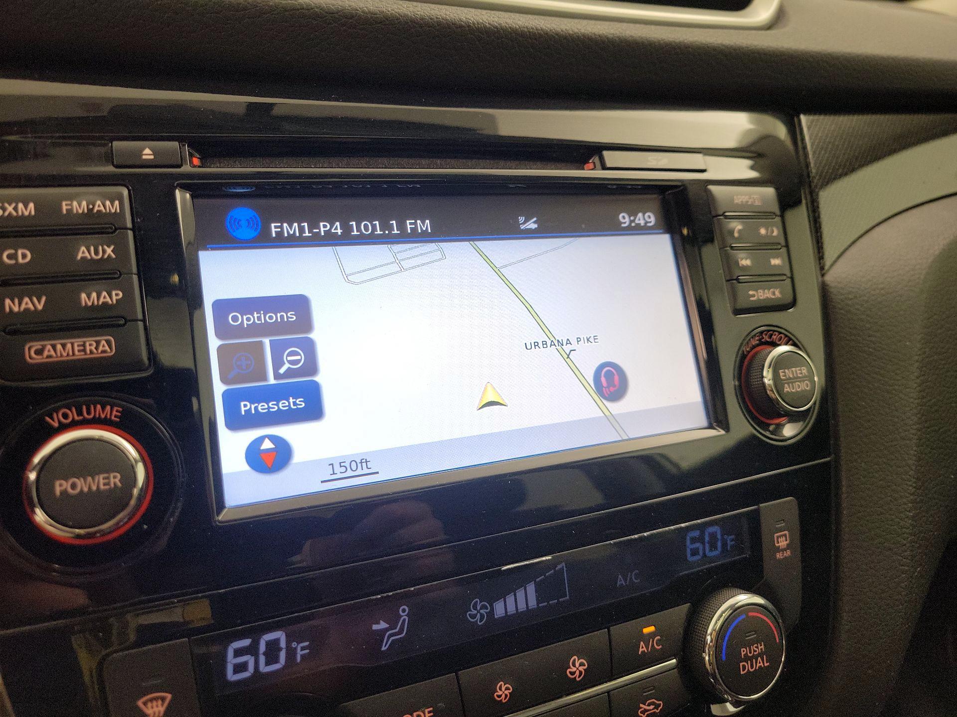 Thumbnail: 2016 Nissan Rogue - 14