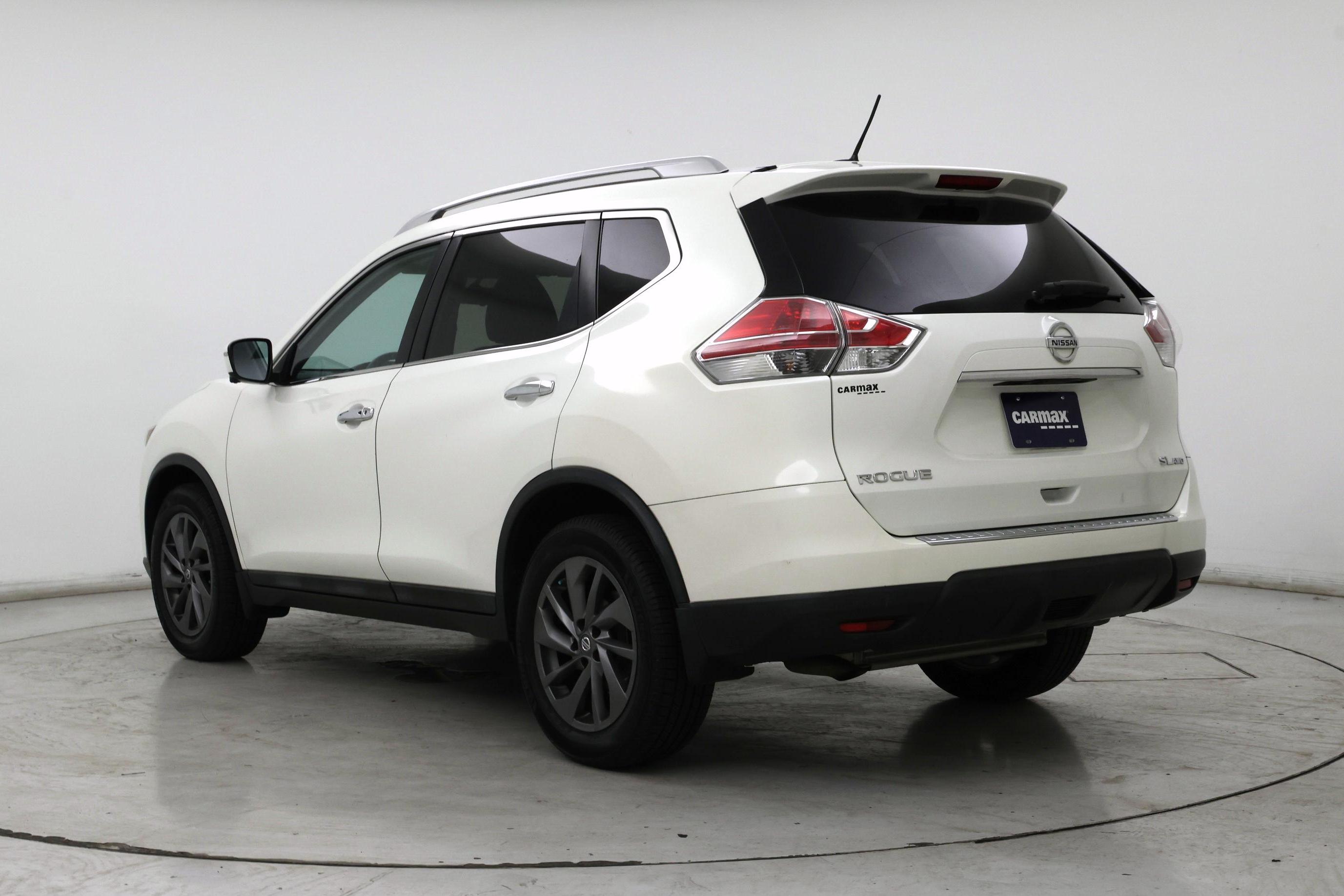 Thumbnail: 2016 Nissan Rogue - 2