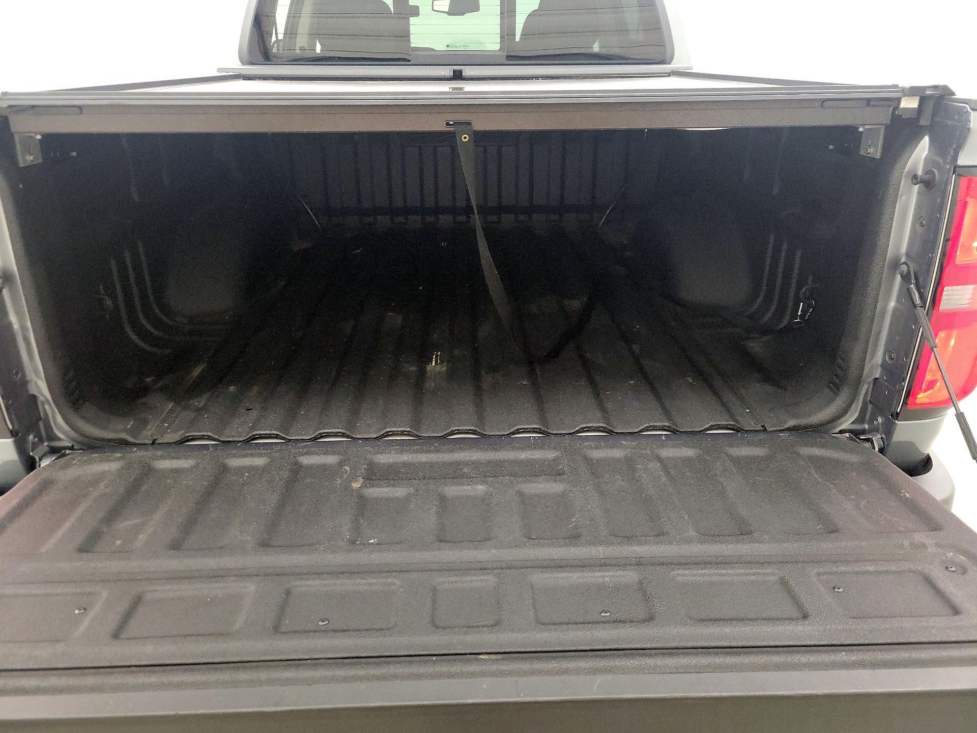 Thumbnail: 2021 Chevrolet Colorado - 20