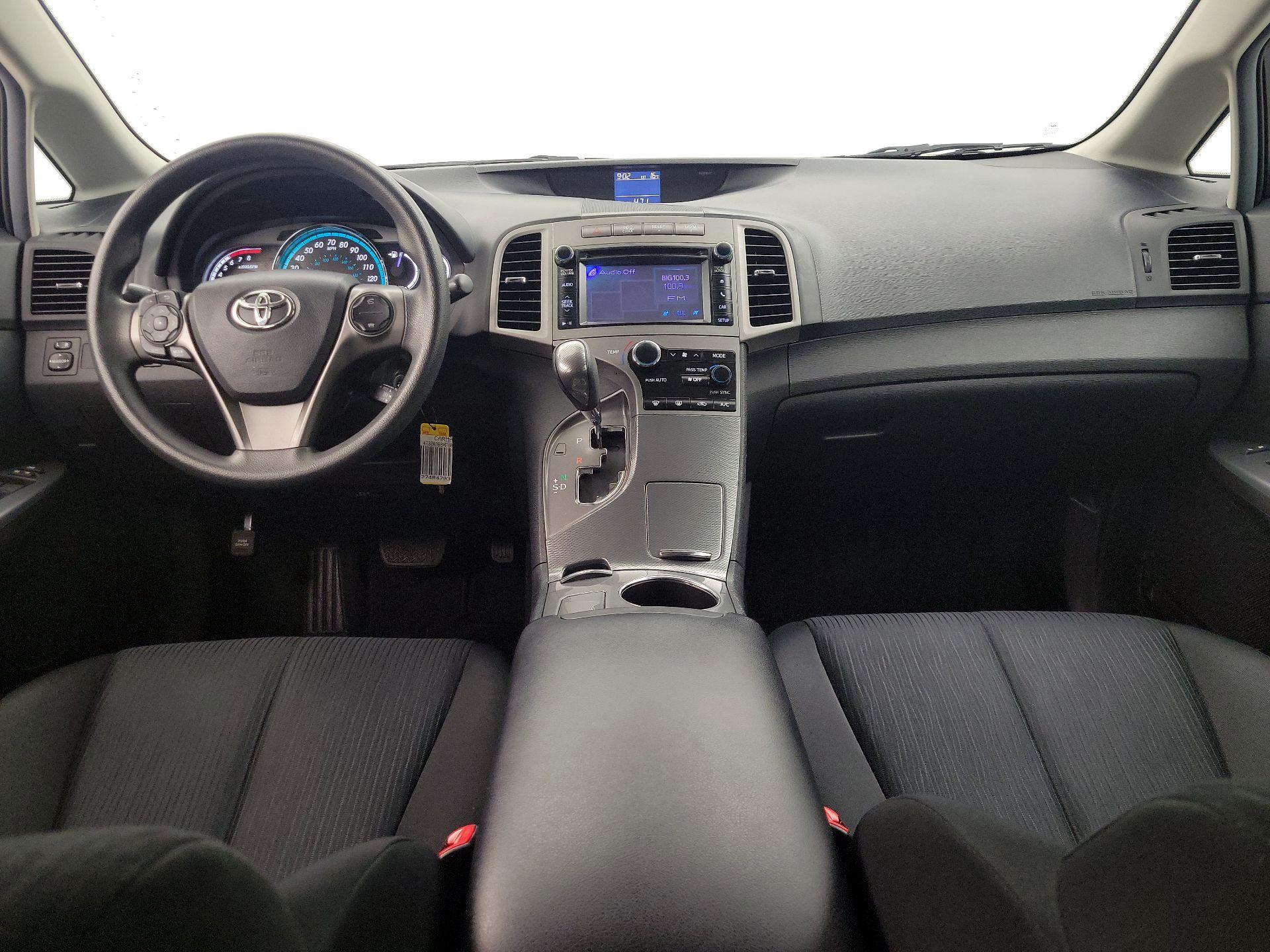 Thumbnail: 2014 Toyota Venza - 9