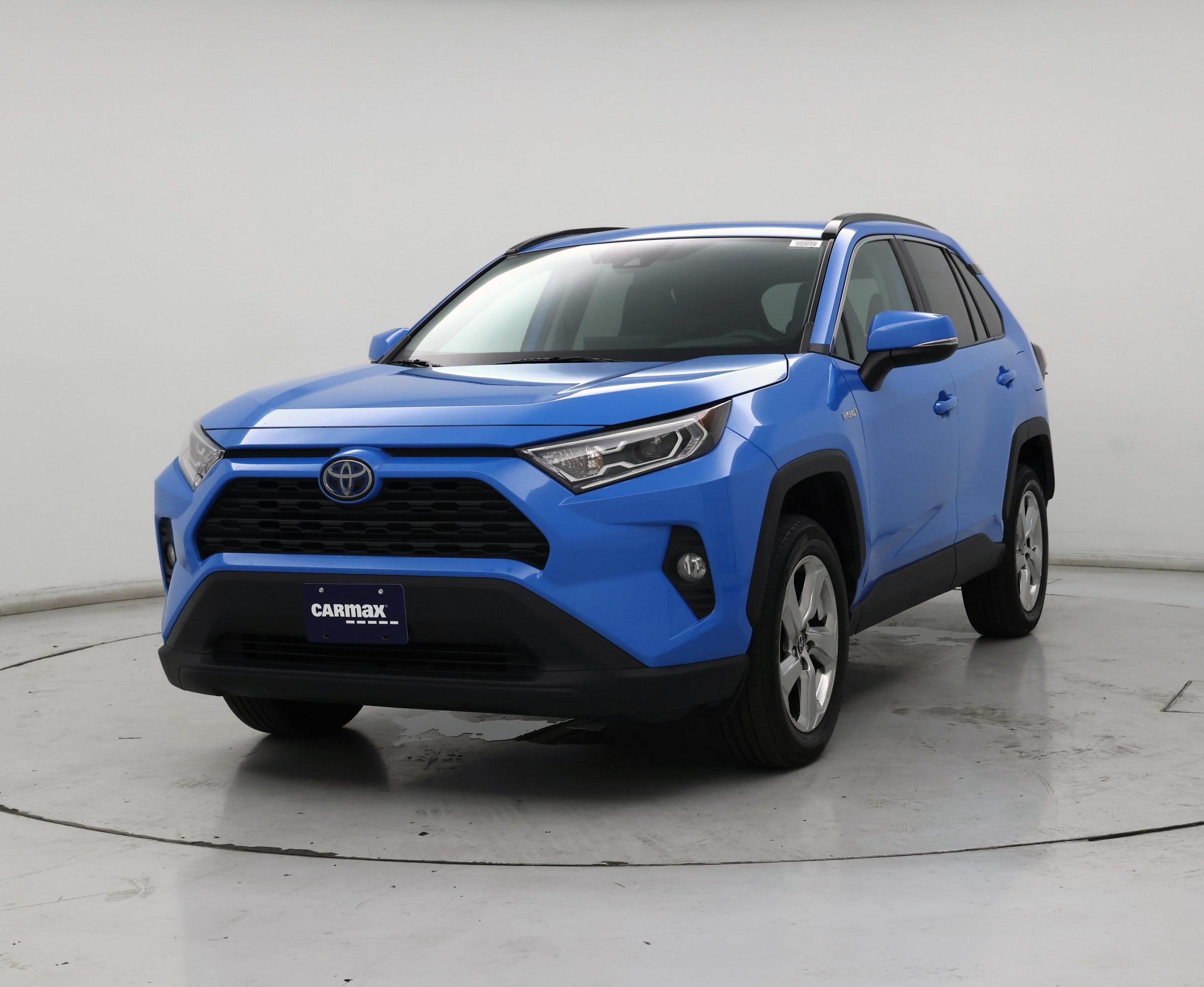 Thumbnail: 2021 Toyota RAV4 - 4