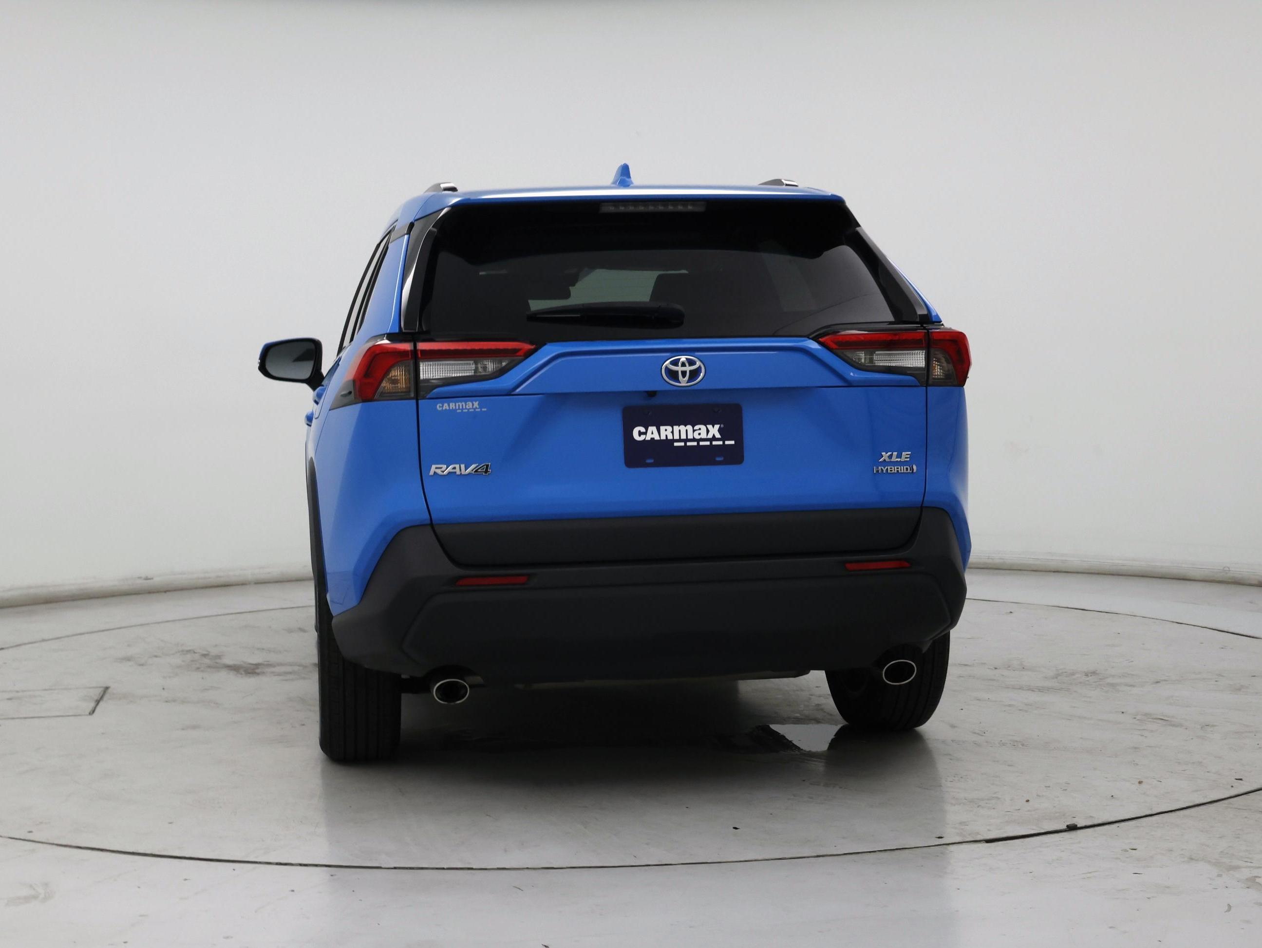 Thumbnail: 2021 Toyota RAV4 - 6
