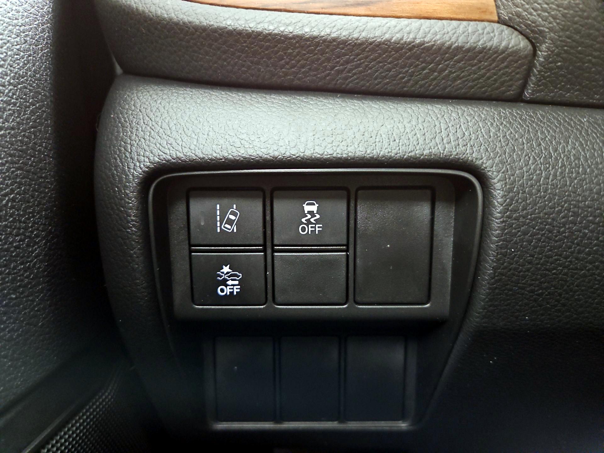 Thumbnail: 2018 Honda CR-V - 13